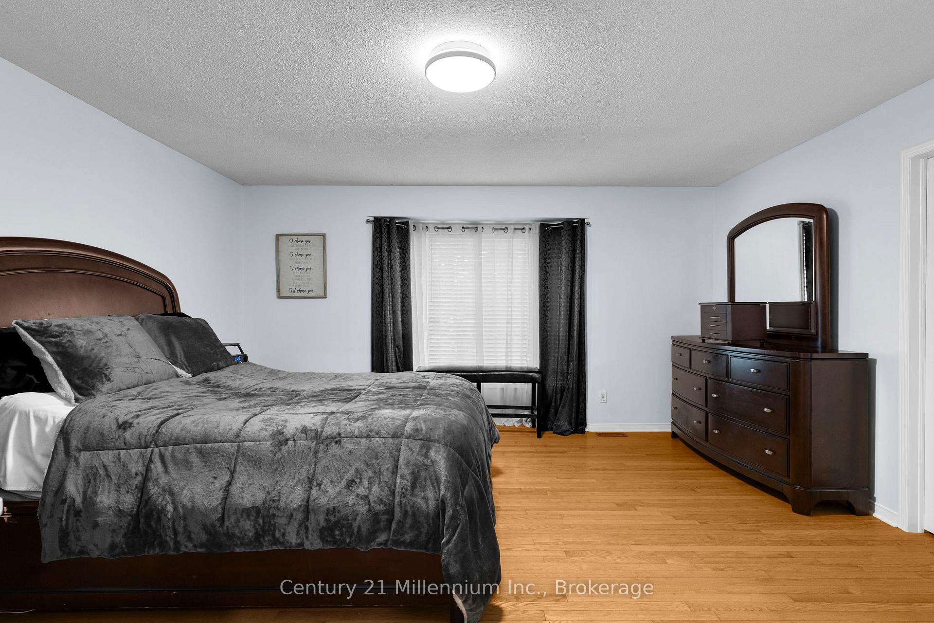 Photo 24 of 26 Regina Boulevard, Wasaga Beach — HOMEH