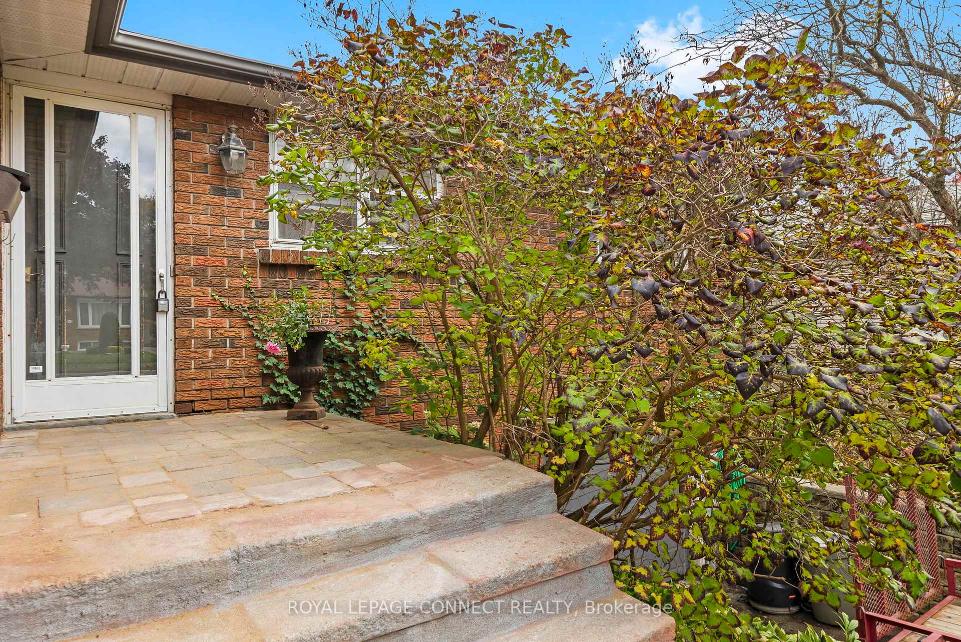 Photo 3 of 166 Clements Road E, Ajax, South East — HOMEH