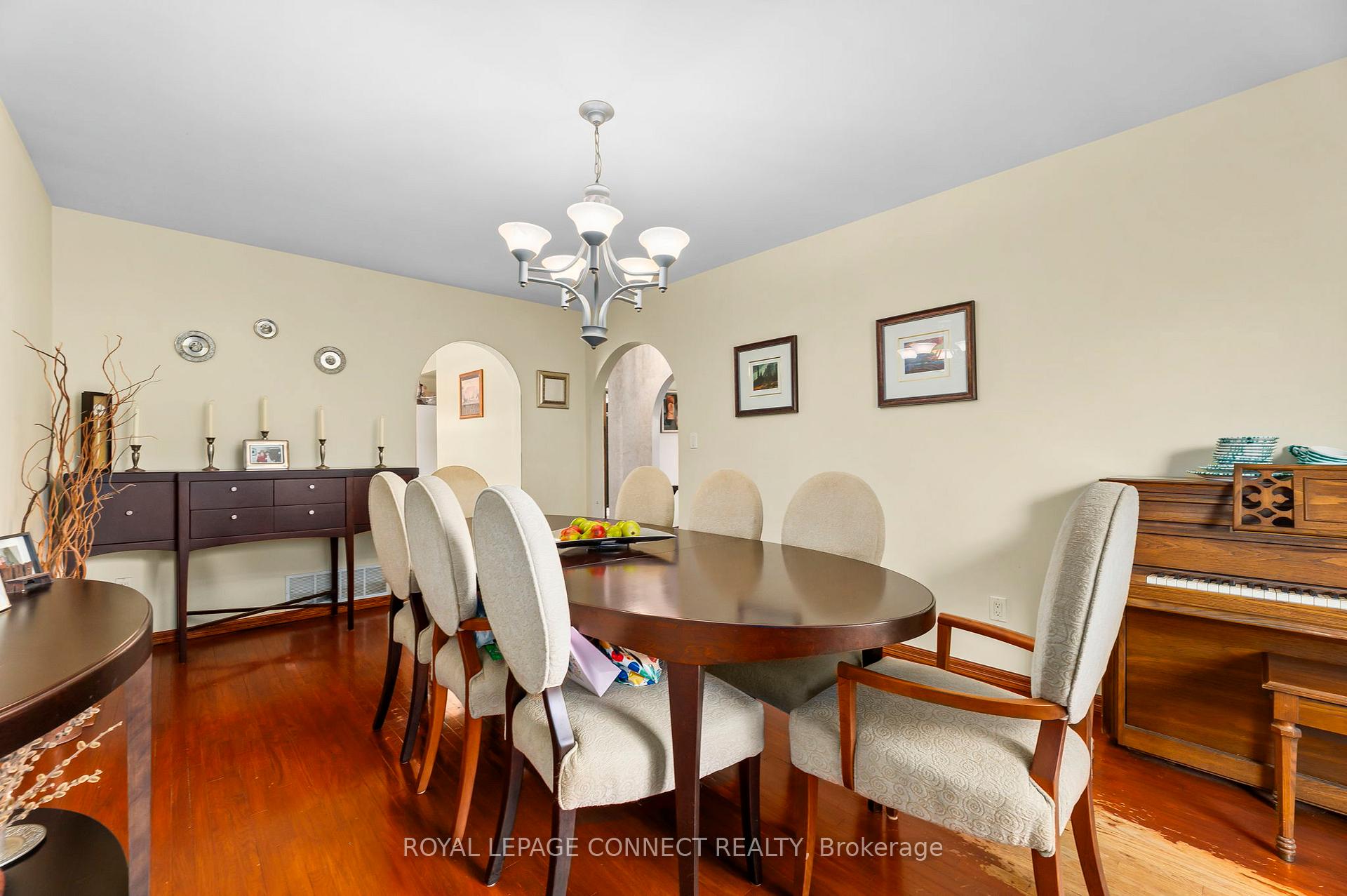 Photo 27 of 166 Clements Road E, Ajax, South East — HOMEH