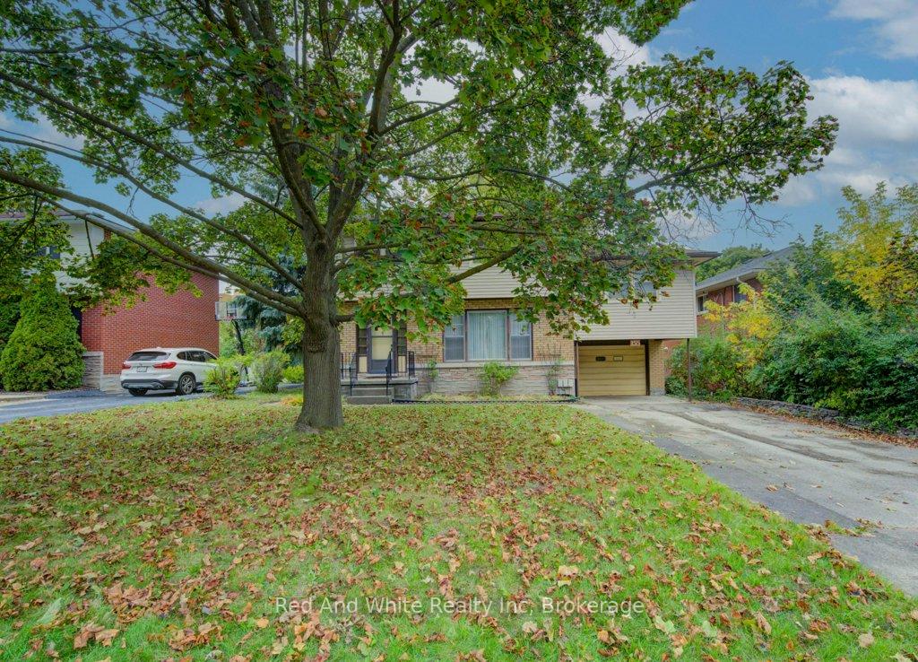 Photo 2 of 155 Elgin Crescent, Waterloo — HOMEH