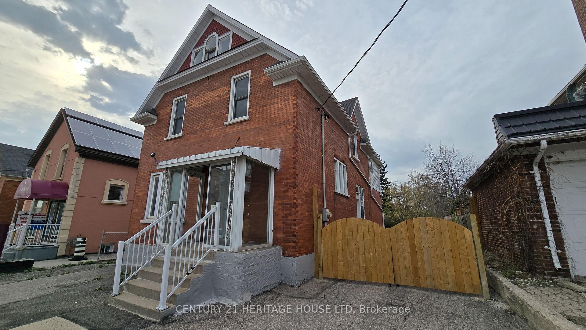 Photo 2 of 25 Bridgeport Road E, Waterloo, Downtown Waterloo — HOMEH