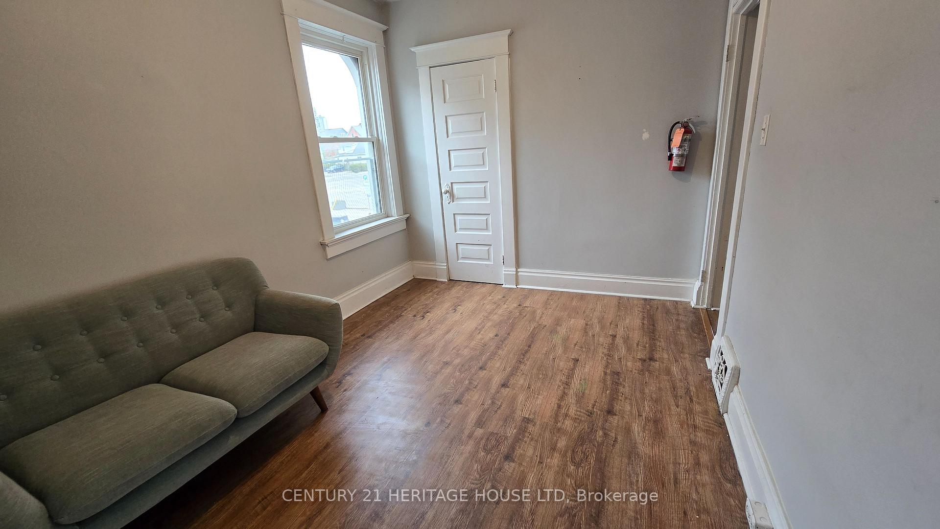 Photo 15 of 25 Bridgeport Road E, Waterloo, Downtown Waterloo — HOMEH