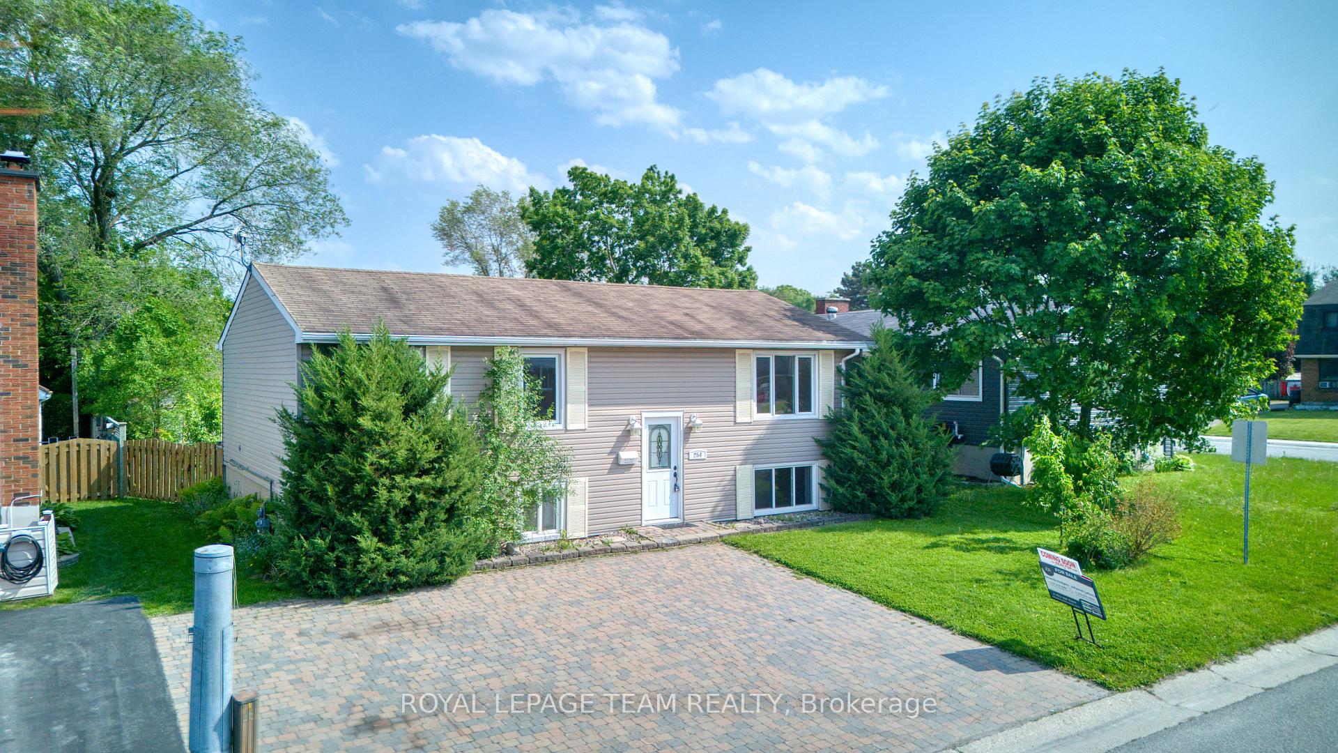 Photo 4 of 254 Wilfred Crescent, Arnprior — HOMEH