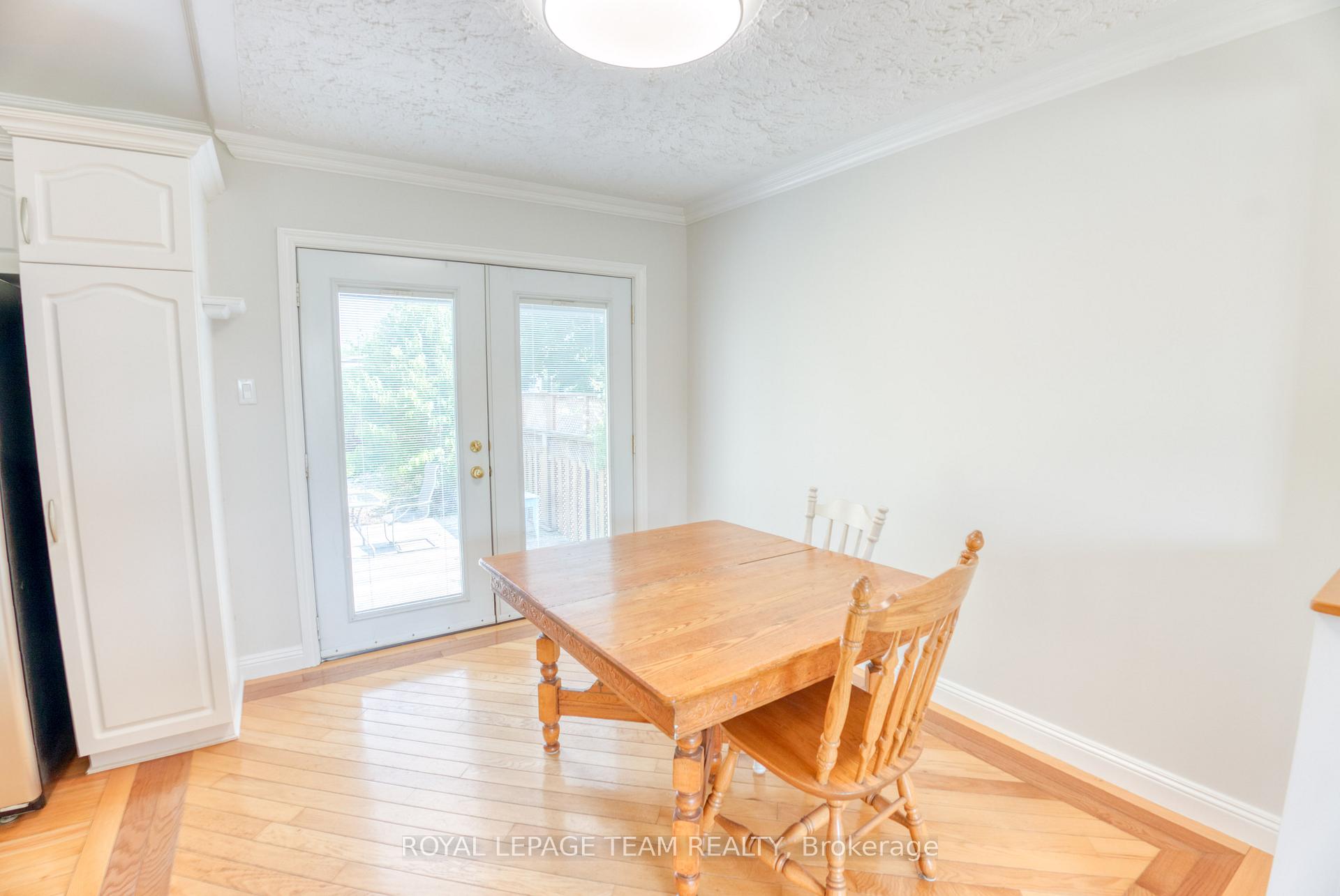 Photo 11 of 254 Wilfred Crescent, Arnprior — HOMEH