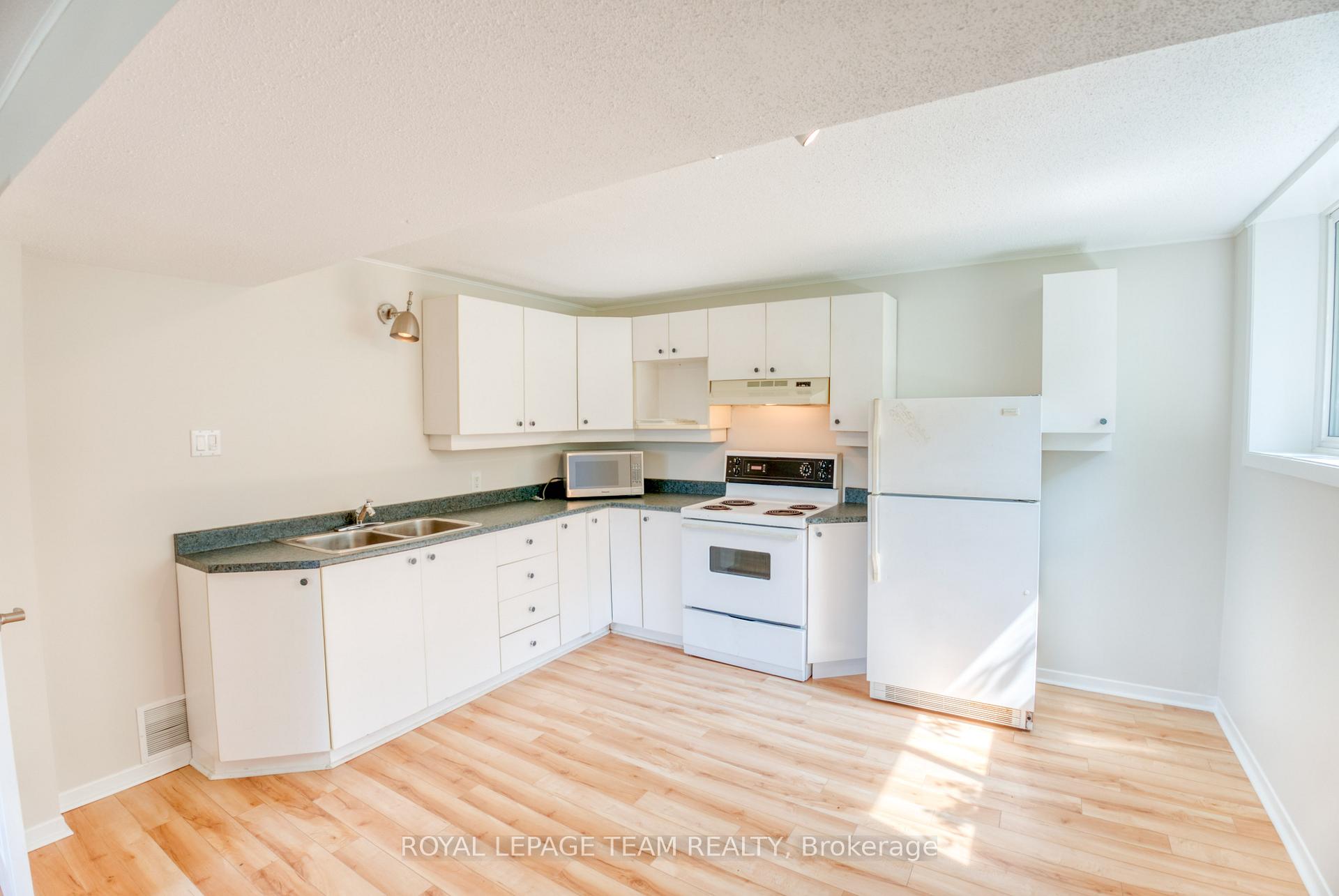 Photo 28 of 254 Wilfred Crescent, Arnprior — HOMEH