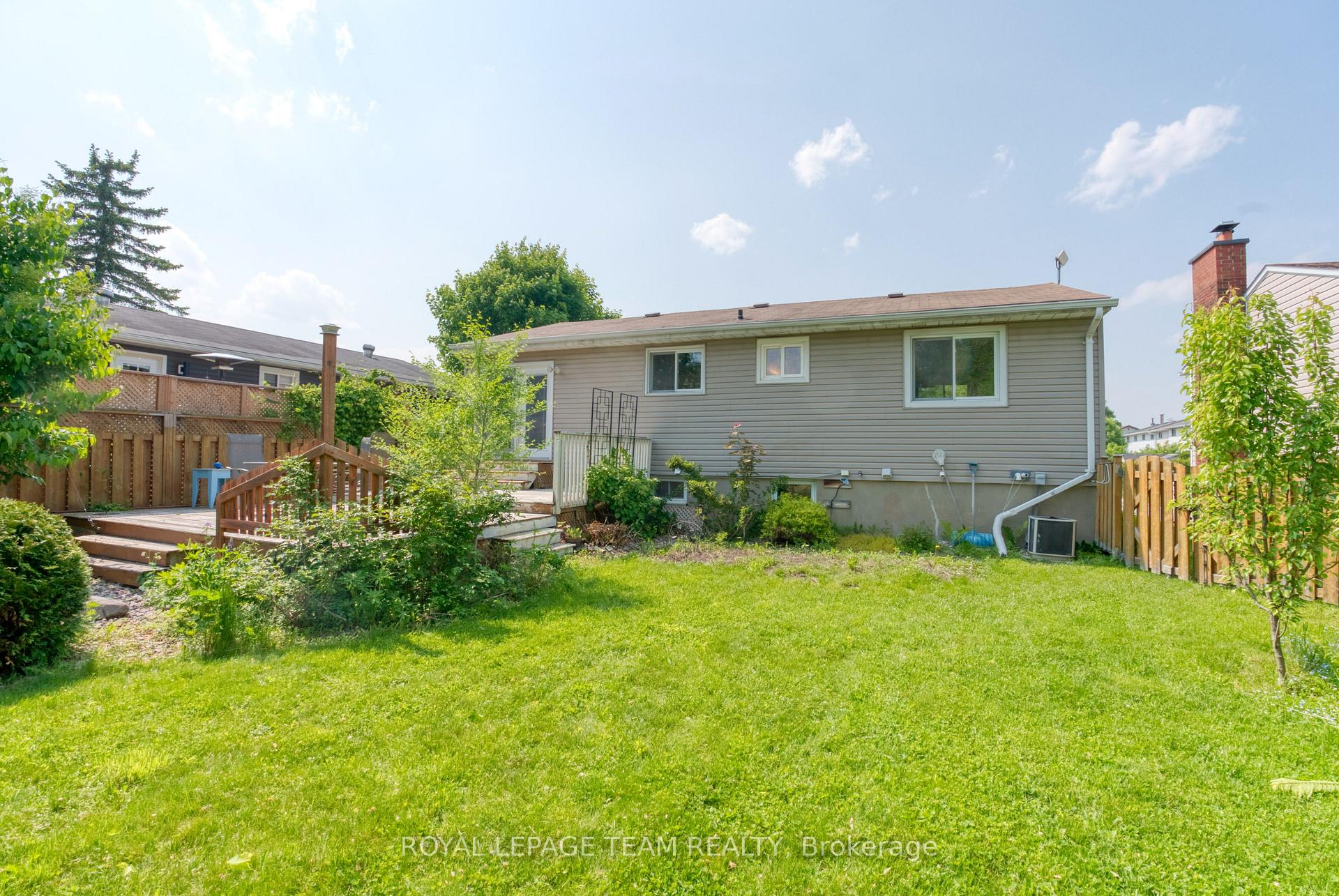 Photo 35 of 254 Wilfred Crescent, Arnprior — HOMEH