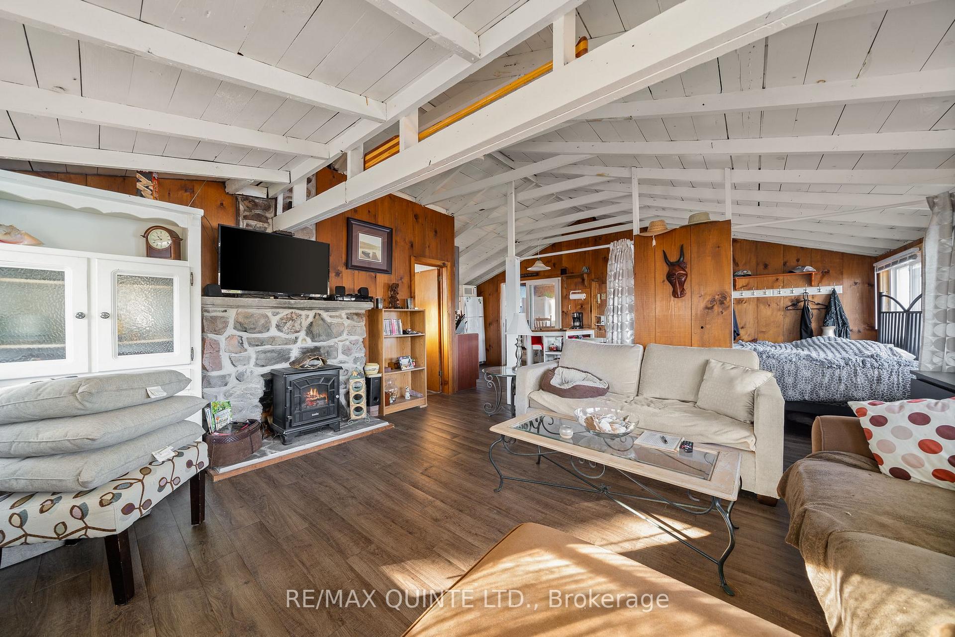 Photo 8 of 99 Kanata Lane, Tweed, Hungerford (Twp) — HOMEH