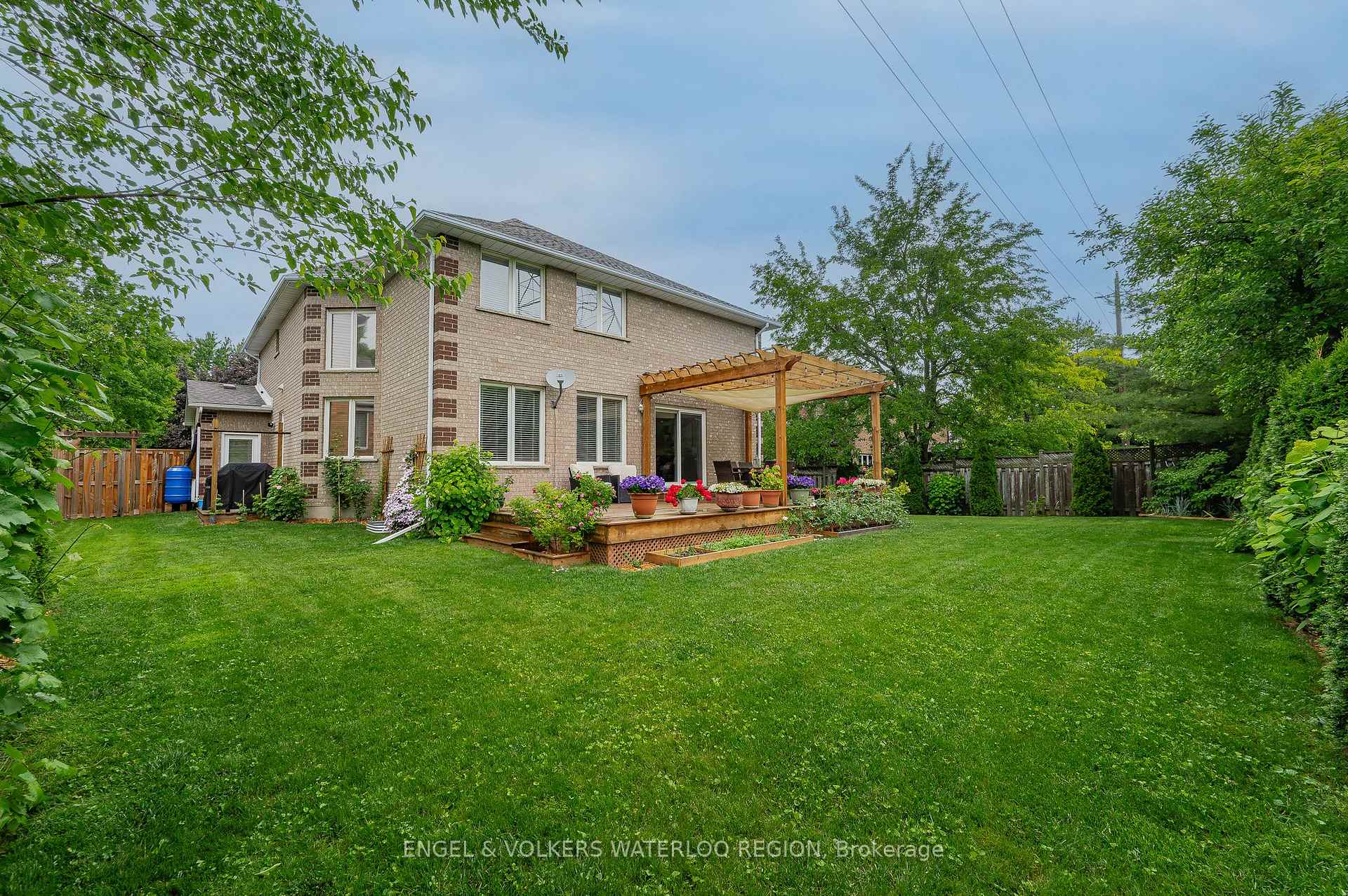 Photo 1 of 485 Beckwith Court, Waterloo, Beechwood West — HOMEH