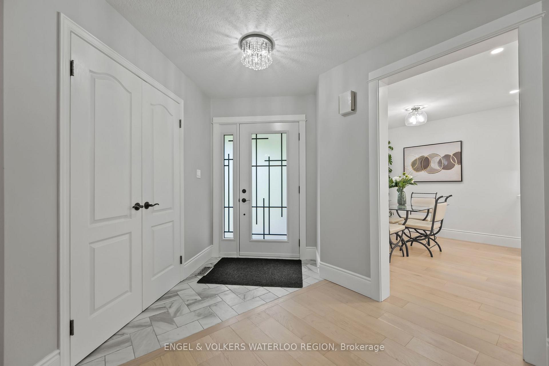 Photo 4 of 485 Beckwith Court, Waterloo, Beechwood West — HOMEH