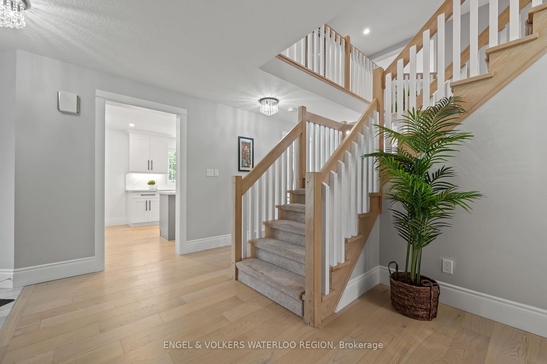 Photo 6 of 485 Beckwith Court, Waterloo, Beechwood West — HOMEH