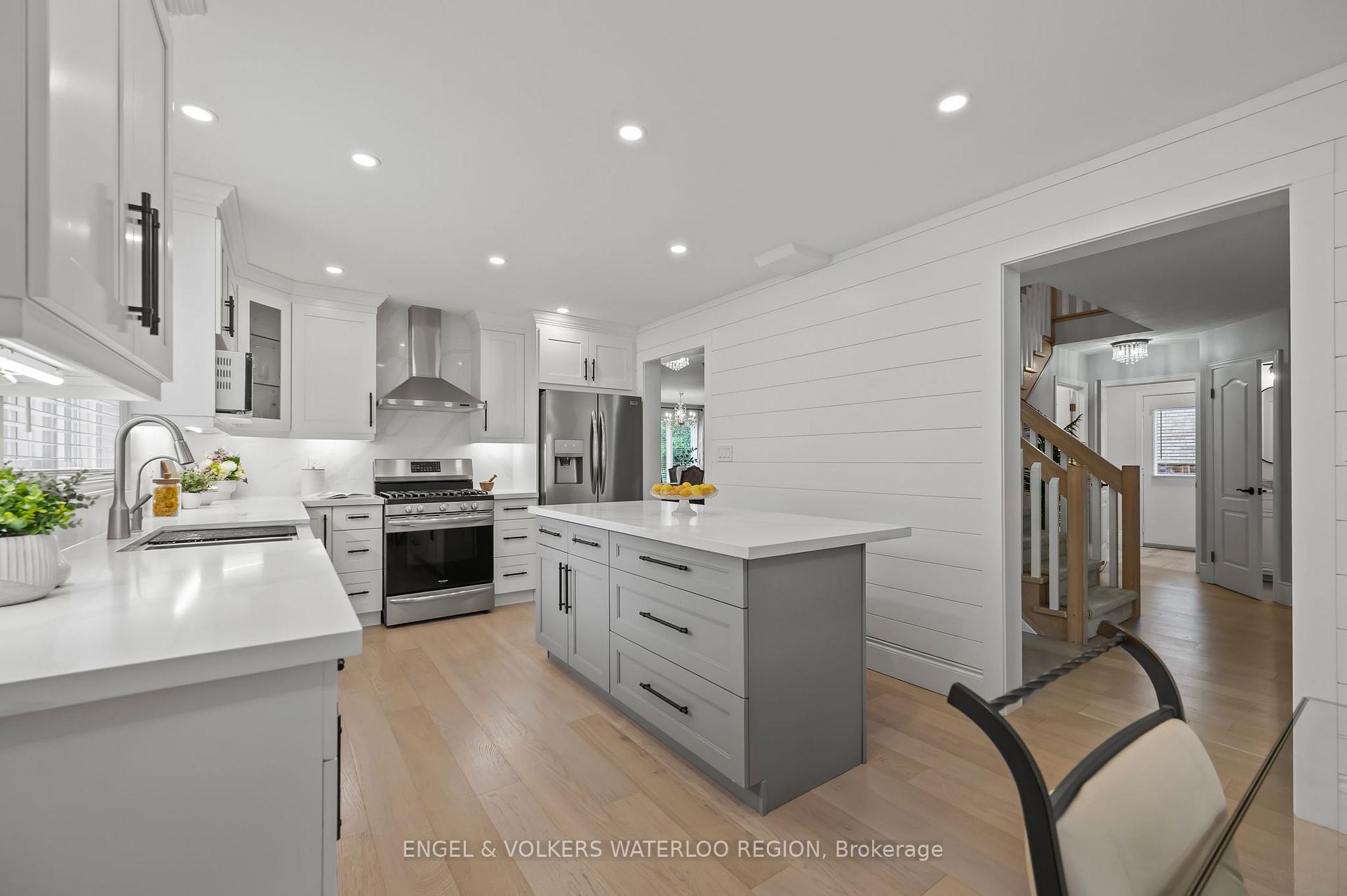 Photo 10 of 485 Beckwith Court, Waterloo, Beechwood West — HOMEH