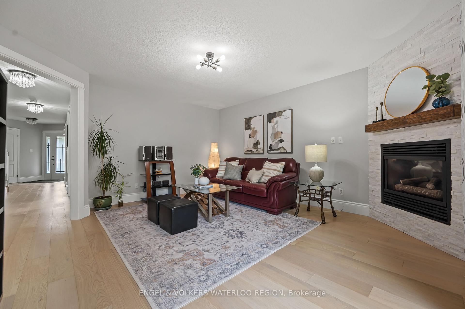 Photo 20 of 485 Beckwith Court, Waterloo, Beechwood West — HOMEH