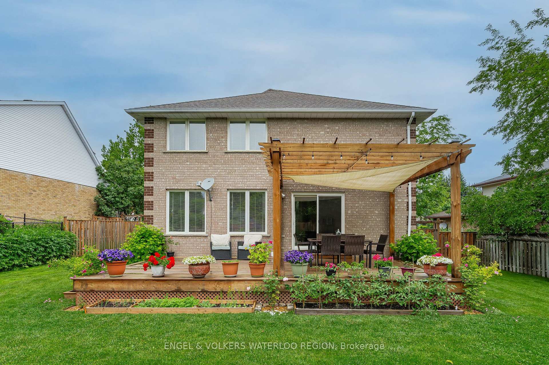 Photo 49 of 485 Beckwith Court, Waterloo, Beechwood West — HOMEH