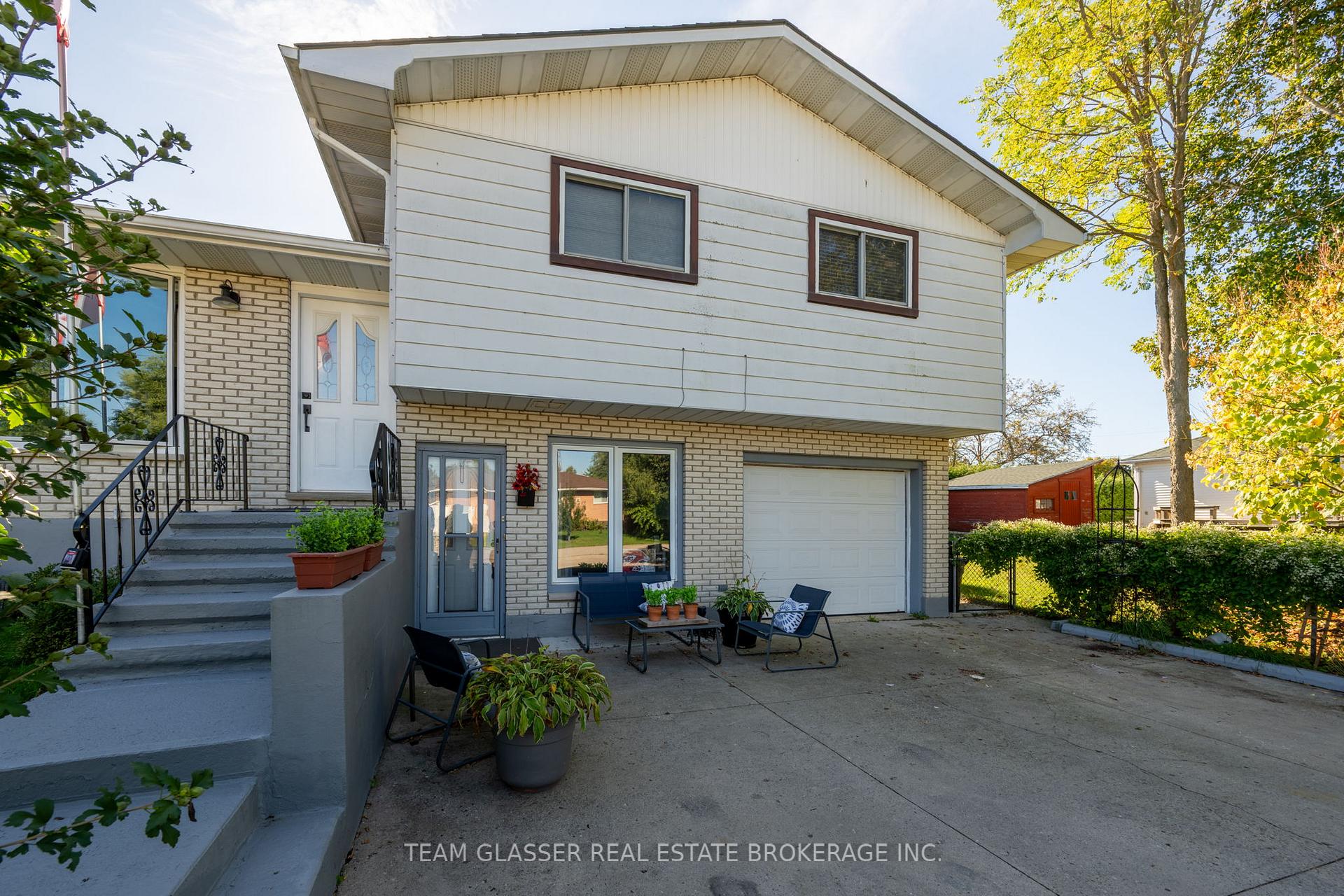 Photo 4 of 108 William Street, West Elgin, West Lorne — HOMEH