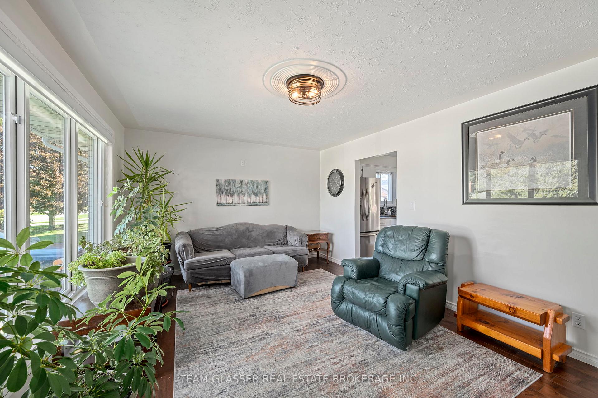 Photo 12 of 108 William Street, West Elgin, West Lorne — HOMEH
