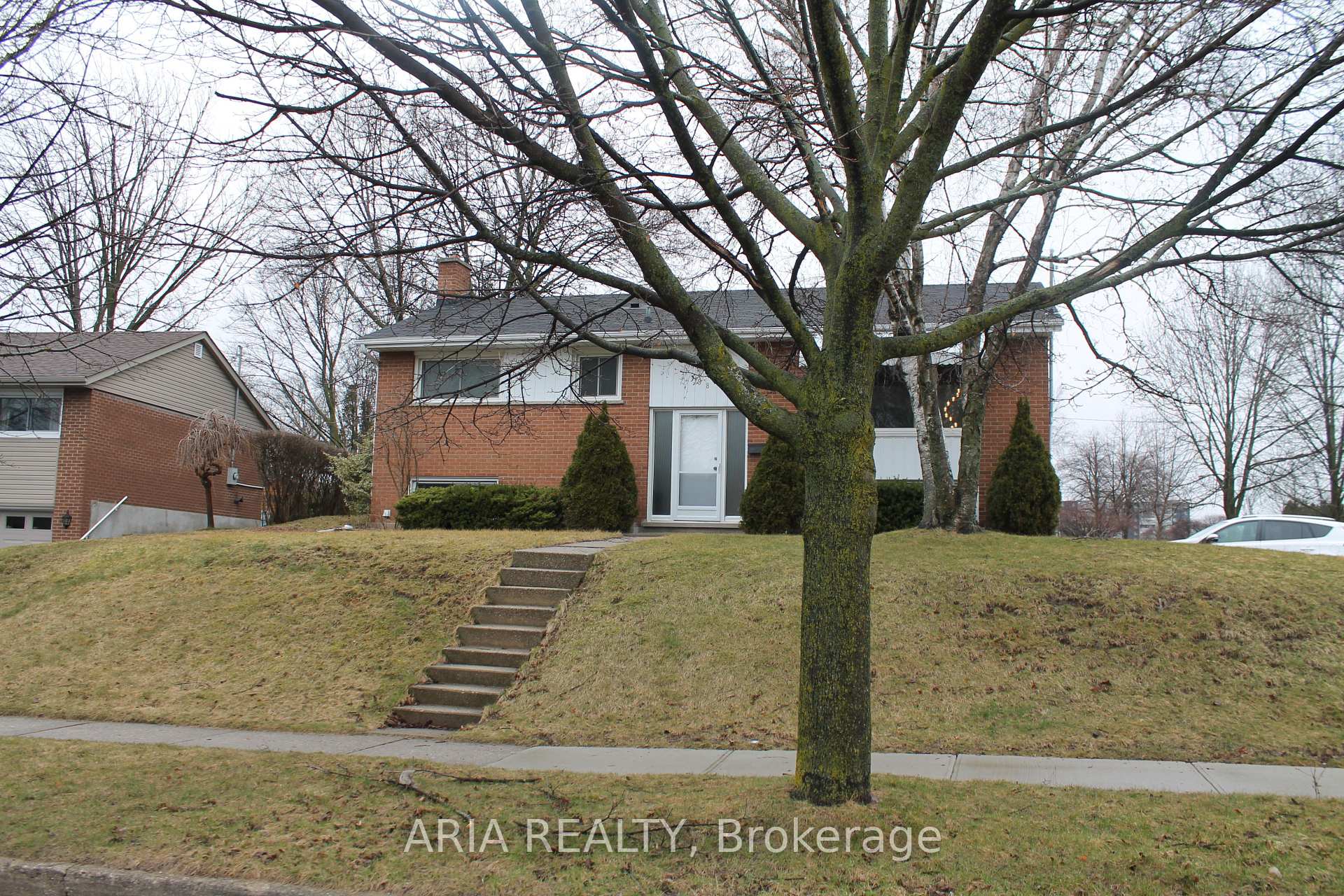 Photo 1 of 188 Mayfield Avenue, Waterloo, Lincoln Heights — HOMEH