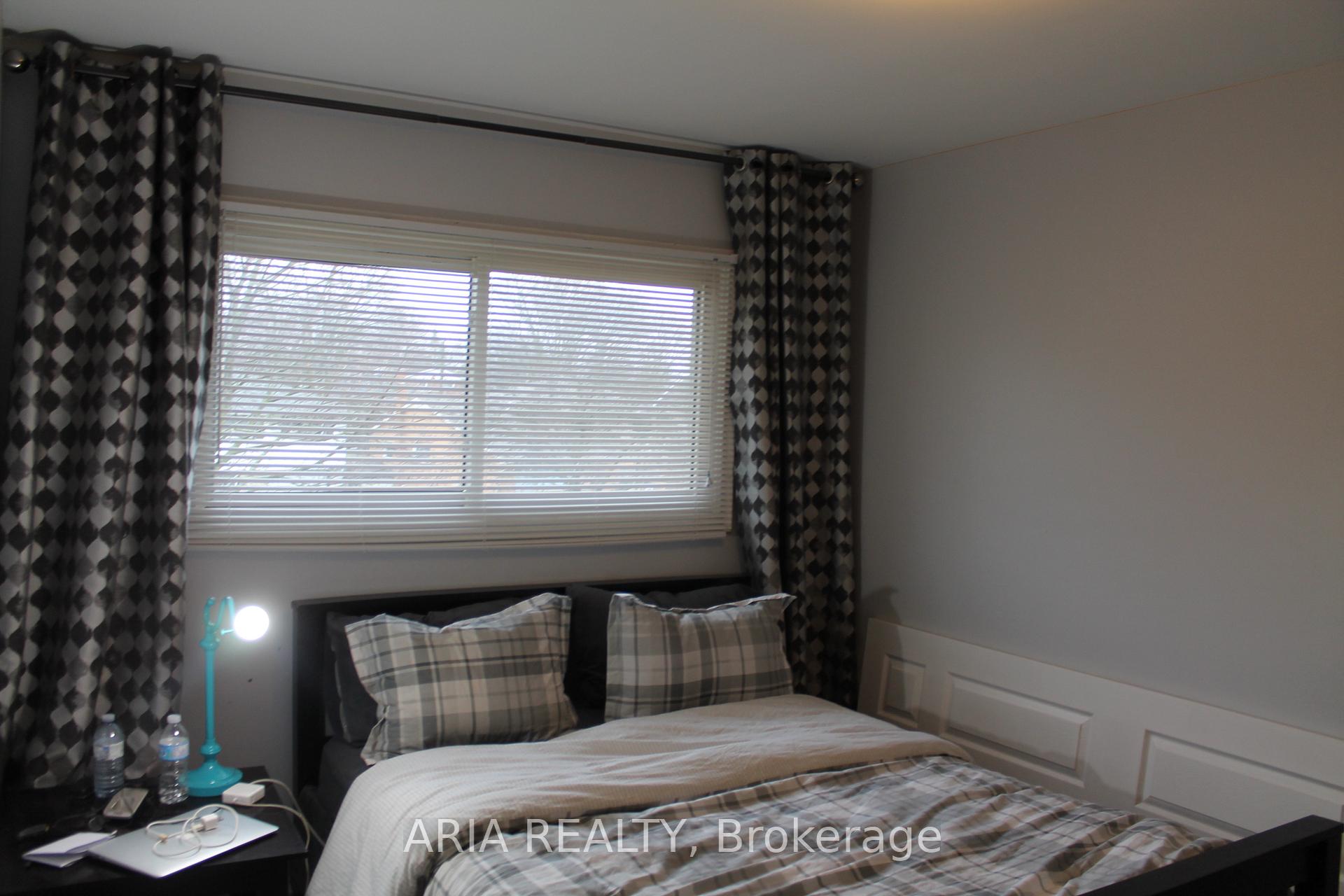 Photo 14 of 188 Mayfield Avenue, Waterloo, Lincoln Heights — HOMEH