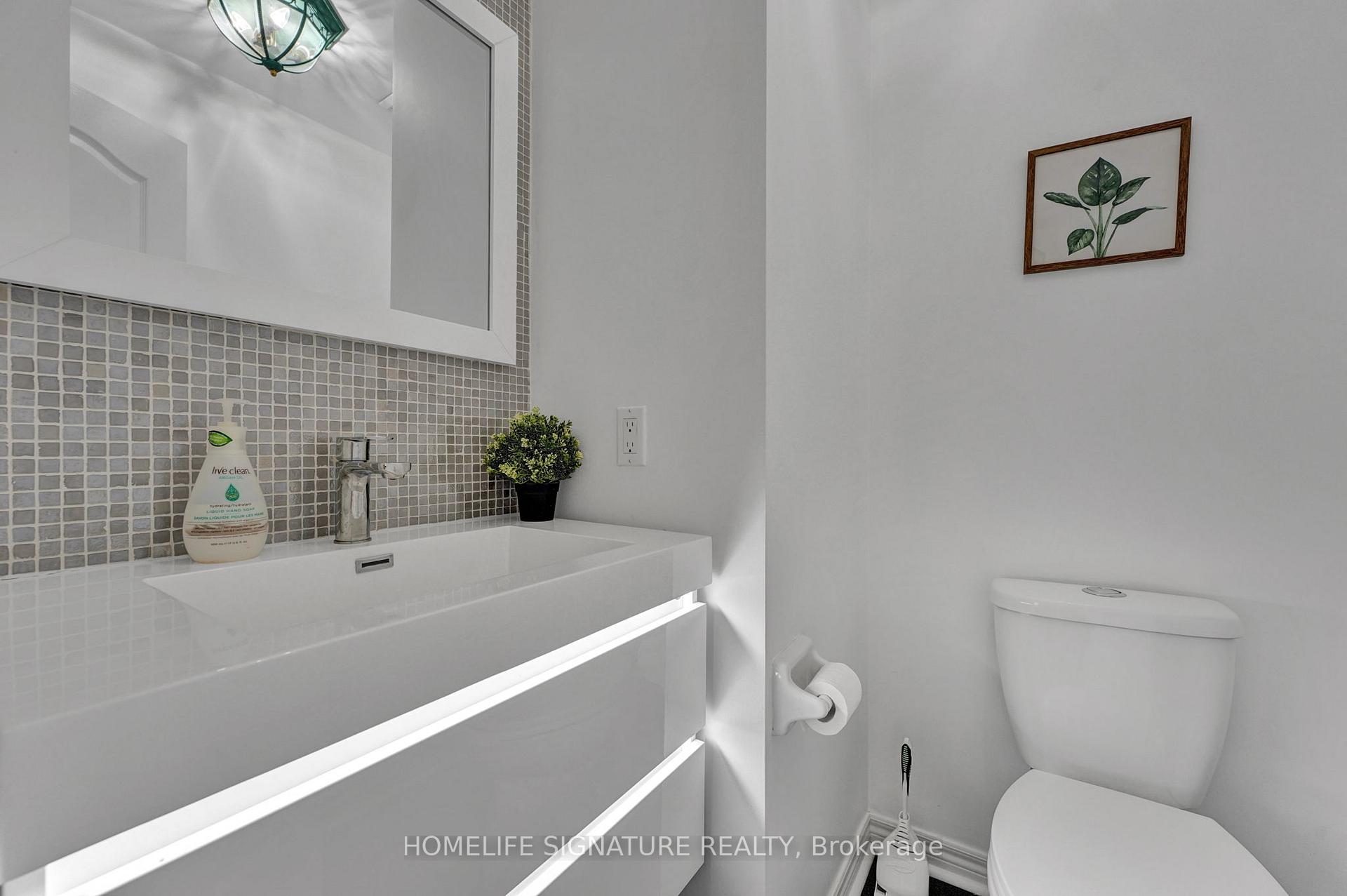 Photo 7 of 83 Marbella Road W, Vaughan, Sonoma Heights — HOMEH