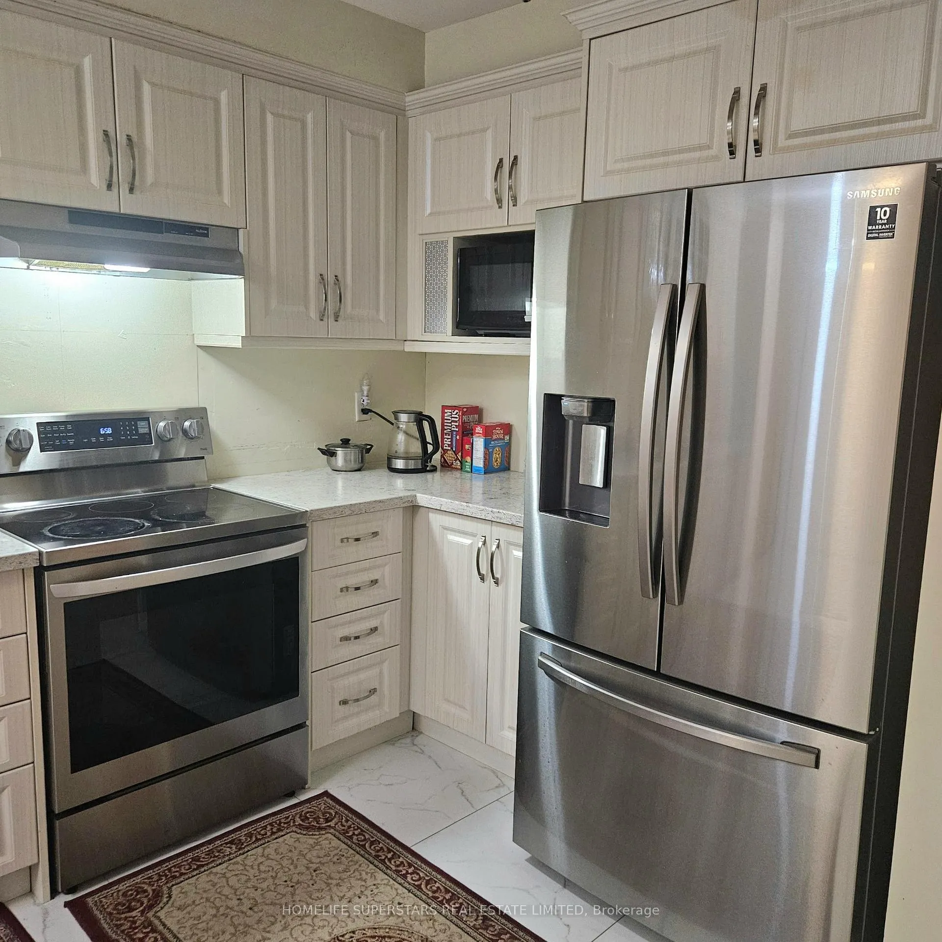Photo 7 of 29 Emmitt Road, Vaughan, Maple — HOMEH