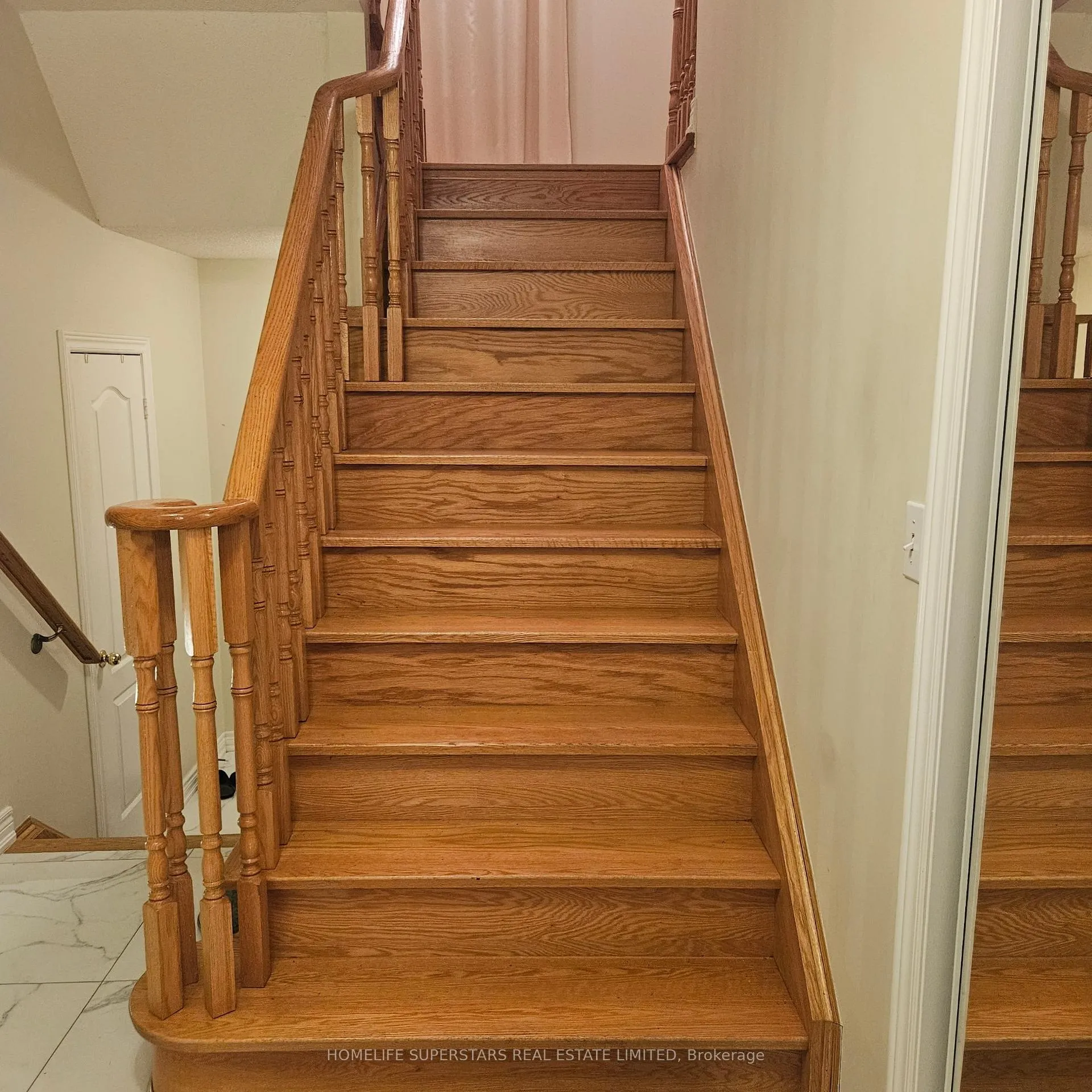 Photo 8 of 29 Emmitt Road, Vaughan, Maple — HOMEH