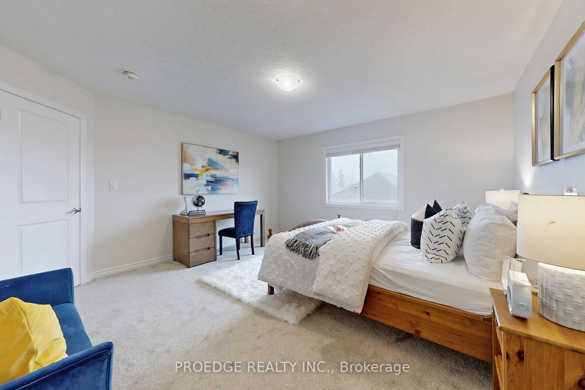 Photo 27 of 361 Beechdrops Drive, Waterloo, Vista Hills — HOMEH