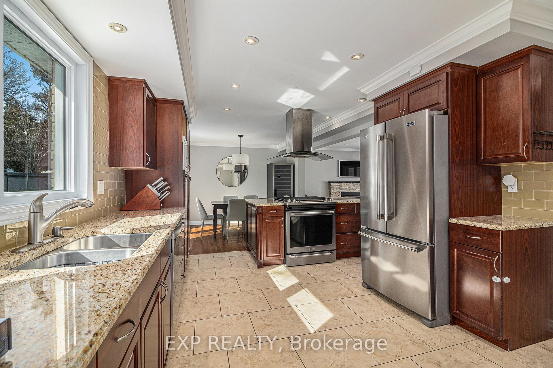 Photo 14 of 620 La Verendrye Drive, Ottawa, Beacon Hill North — HOMEH