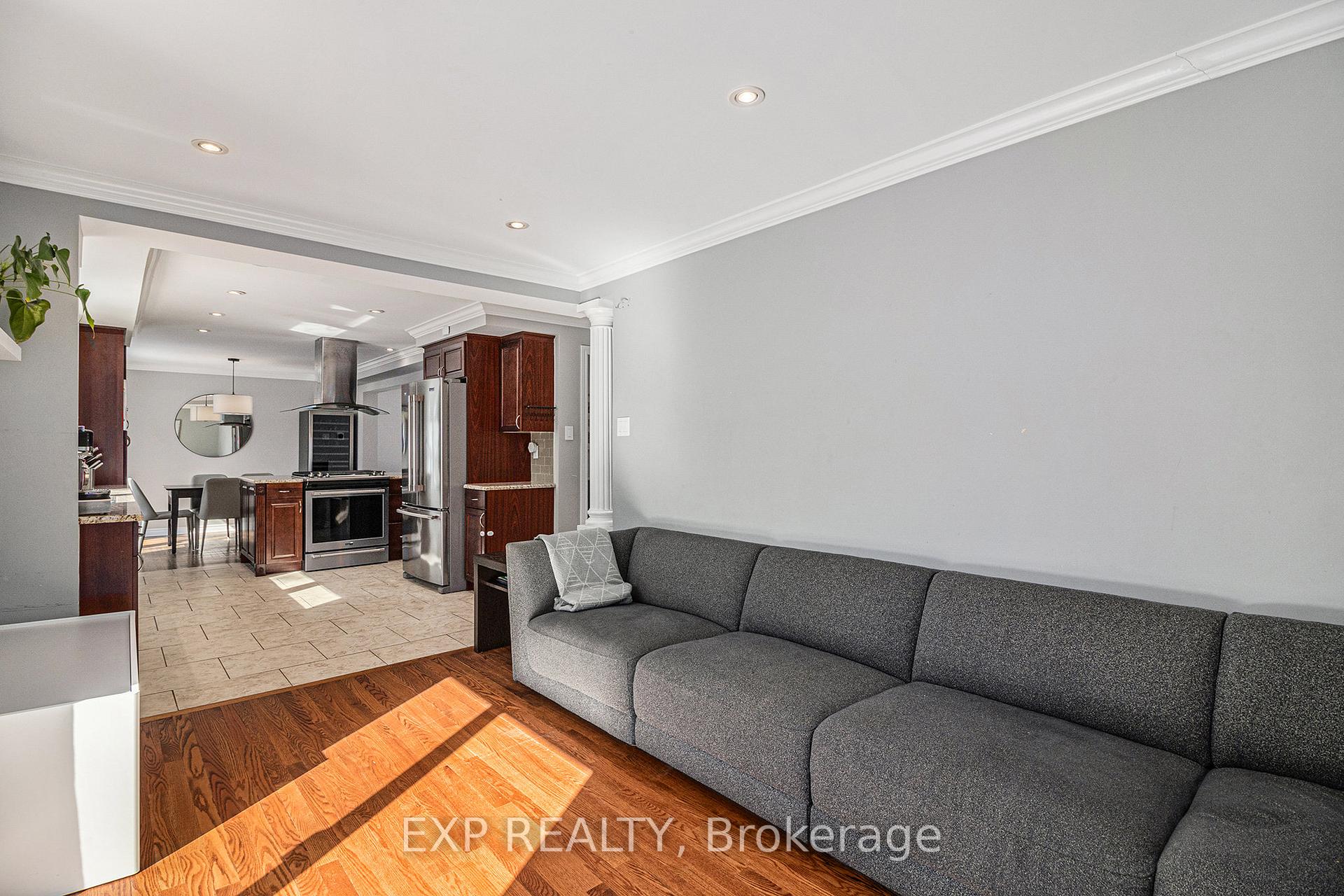 Photo 15 of 620 La Verendrye Drive, Ottawa, Beacon Hill North — HOMEH