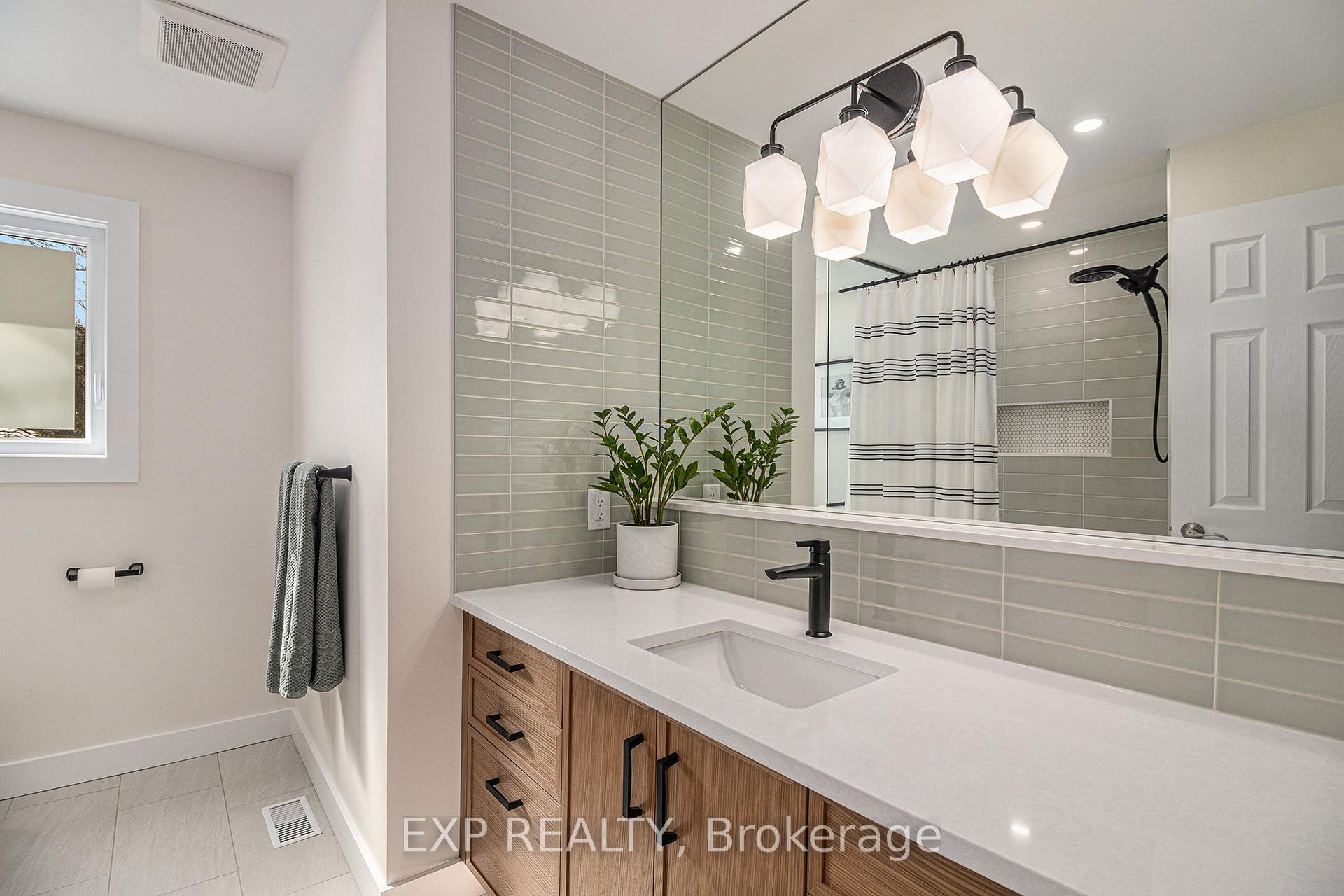 Photo 20 of 620 La Verendrye Drive, Ottawa, Beacon Hill North — HOMEH