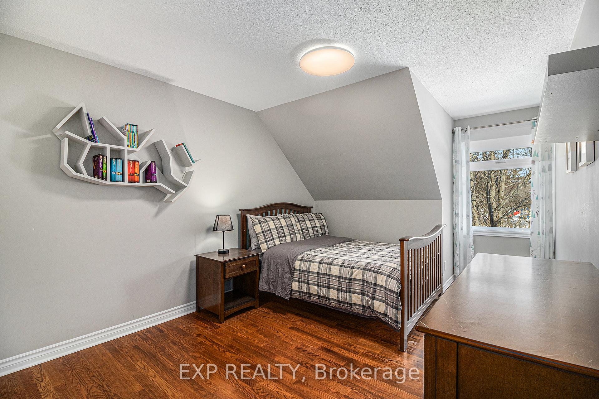 Photo 21 of 620 La Verendrye Drive, Ottawa, Beacon Hill North — HOMEH