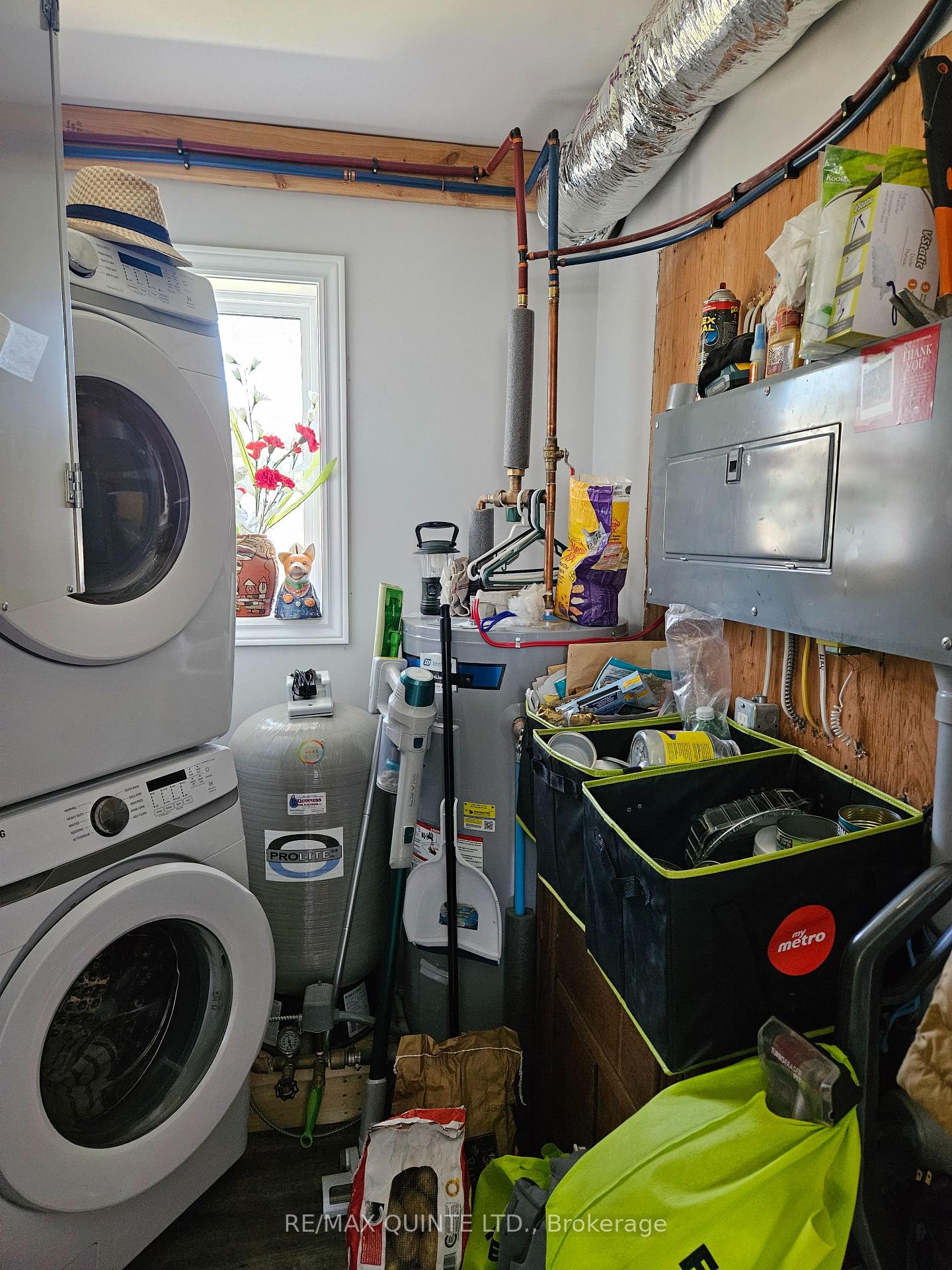 Photo 16 of 35 Hungerford Street, Tweed, Elzevir (Twp) — HOMEH