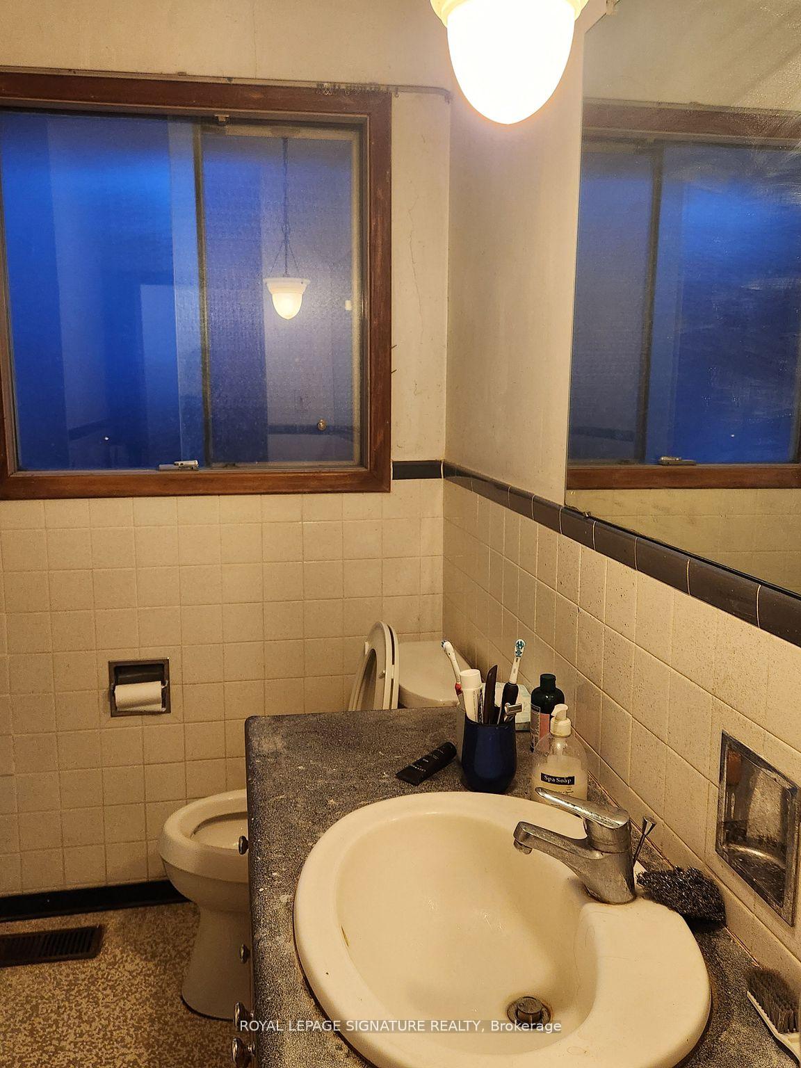 Photo 5 of Unit Upper (Room), 43 Sorrel Place, Waterloo — HOMEH
