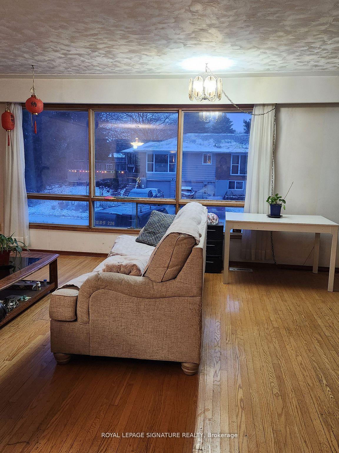 Photo 6 of Unit Upper (Room), 43 Sorrel Place, Waterloo — HOMEH