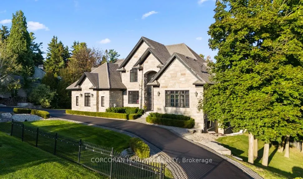 Photo 35 of 546 Woolwich Place, Waterloo, University Downs — HOMEH