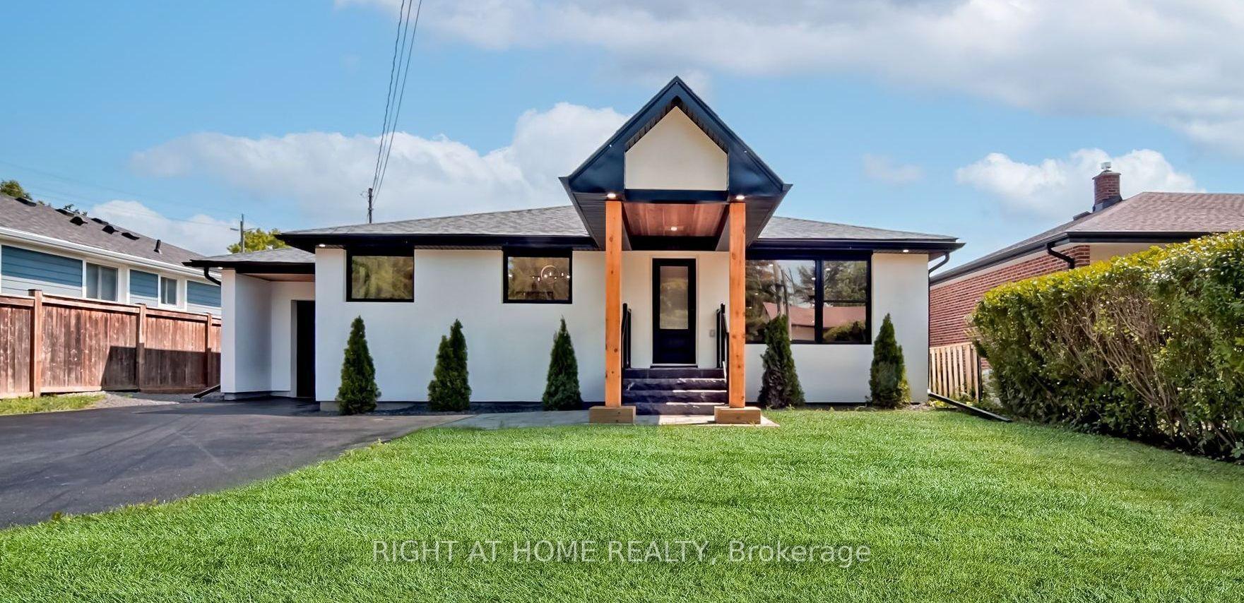Photo 1 of 33 Beech Street N, Uxbridge — HOMEH