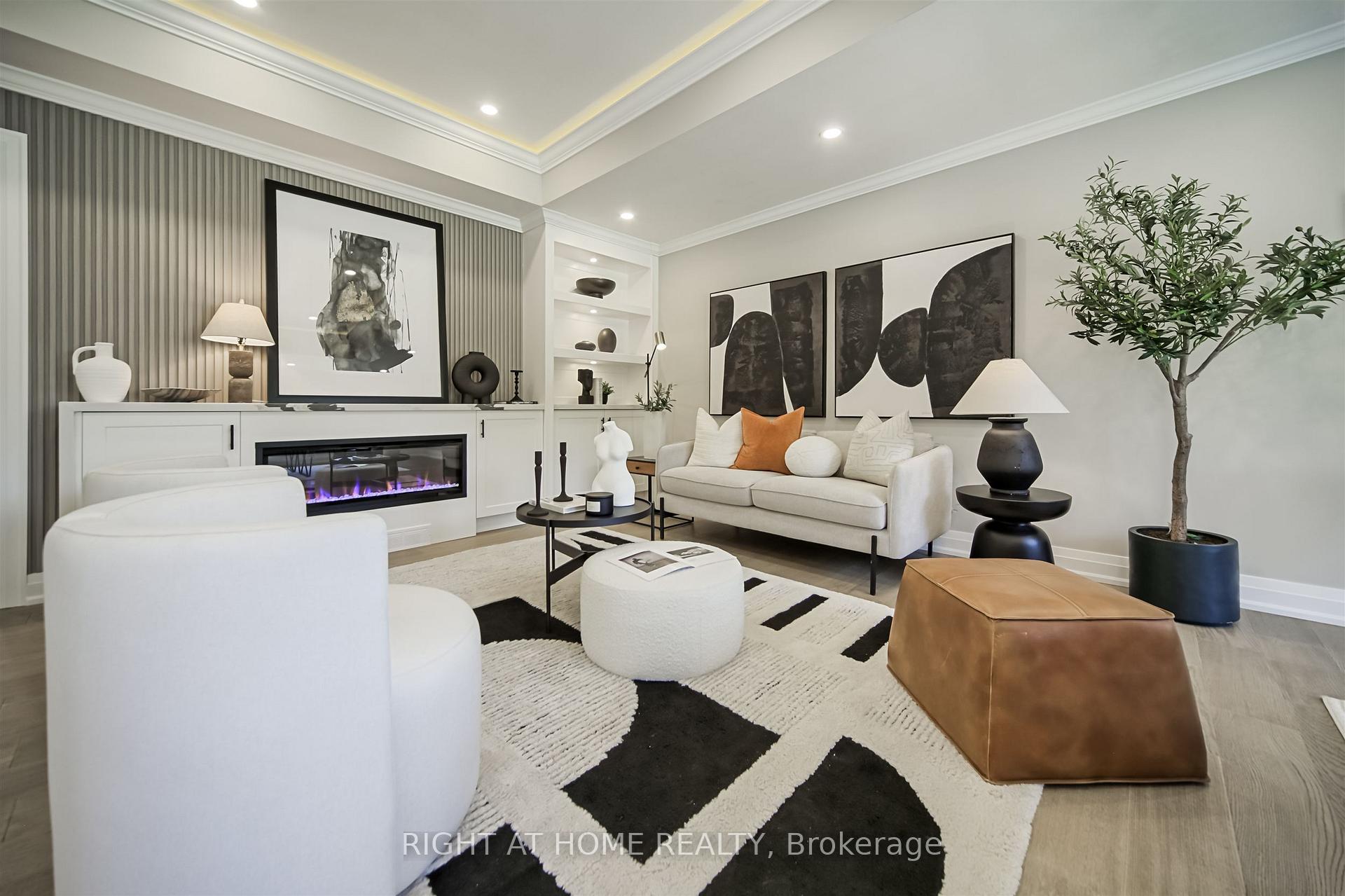 Photo 4 of 33 Beech Street N, Uxbridge — HOMEH