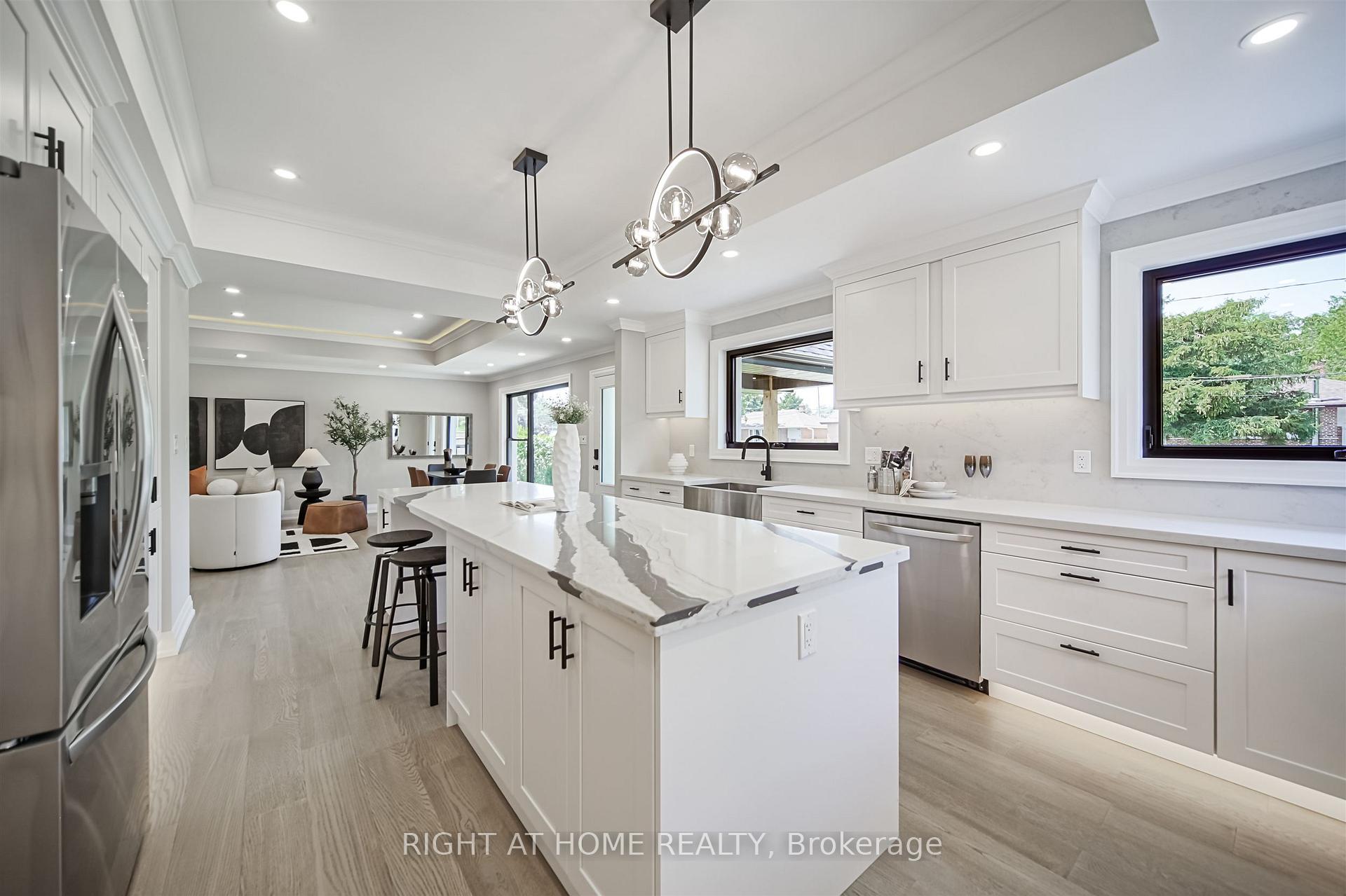 Photo 9 of 33 Beech Street N, Uxbridge — HOMEH