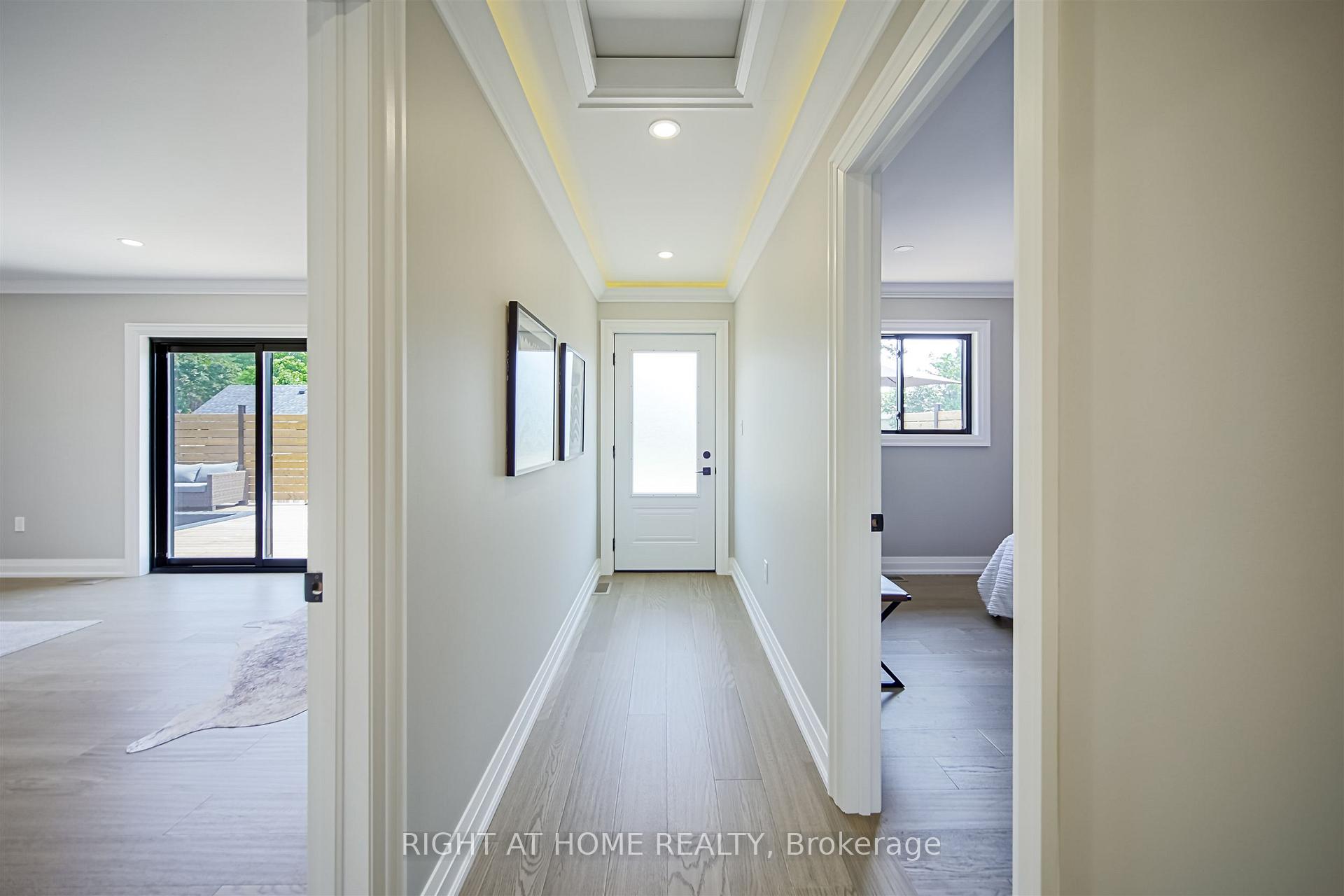 Photo 12 of 33 Beech Street N, Uxbridge — HOMEH