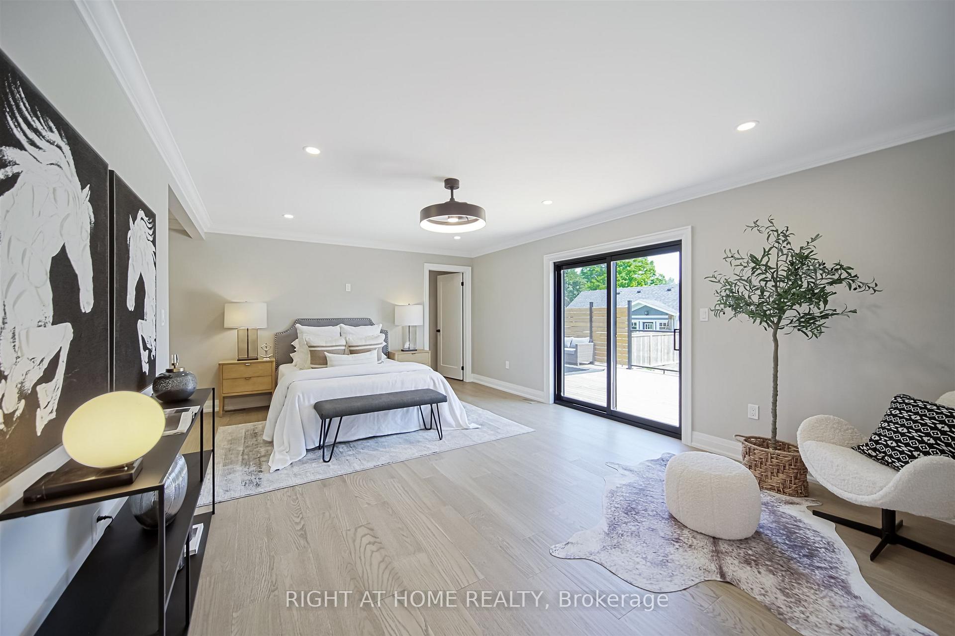 Photo 14 of 33 Beech Street N, Uxbridge — HOMEH
