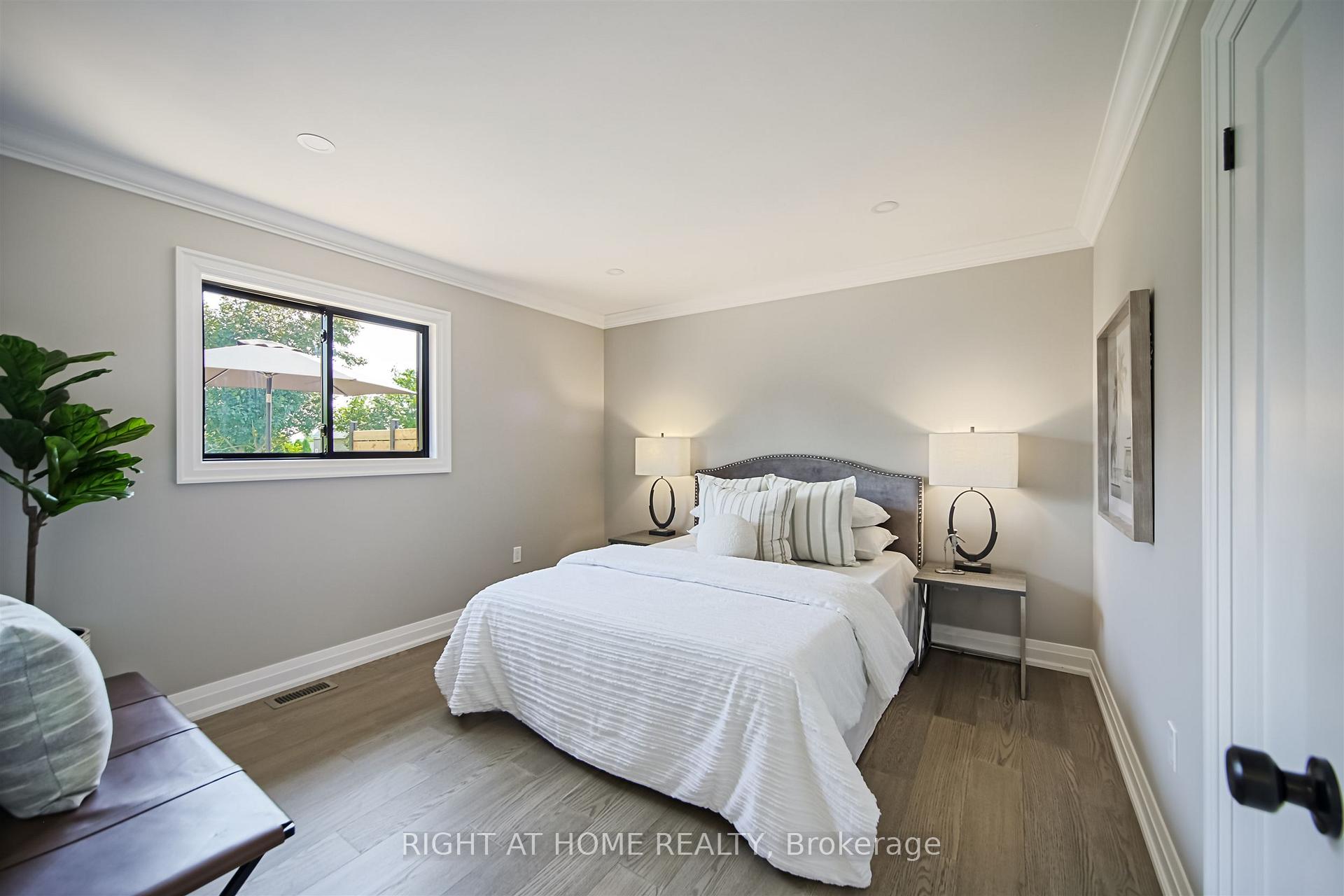 Photo 20 of 33 Beech Street N, Uxbridge — HOMEH