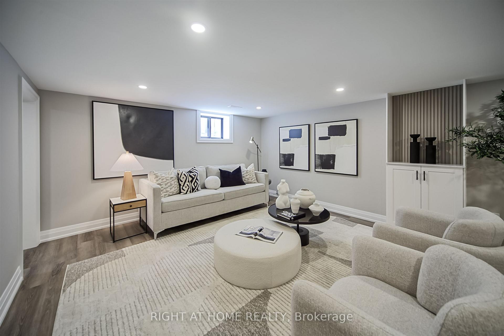 Photo 21 of 33 Beech Street N, Uxbridge — HOMEH