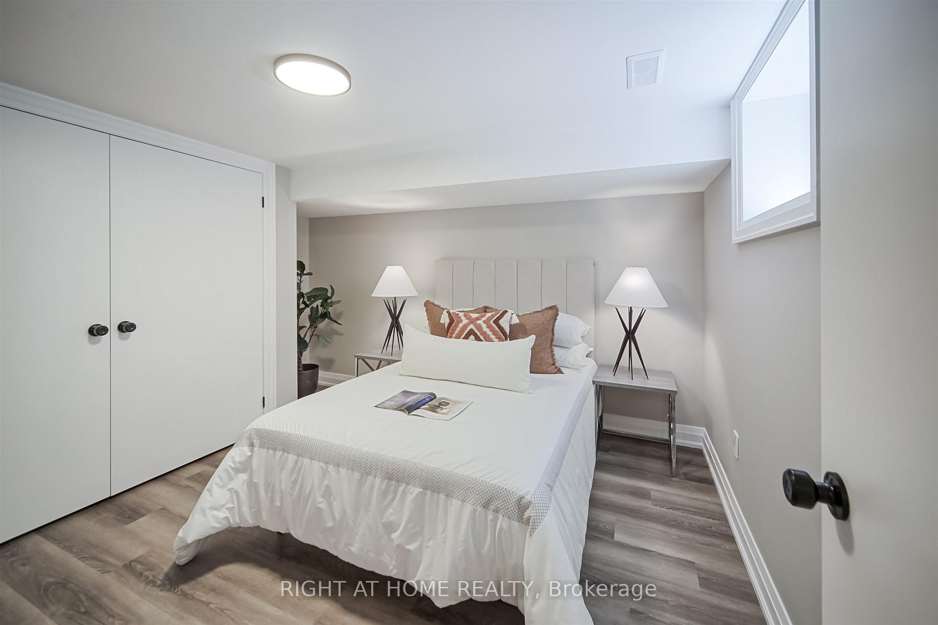 Photo 24 of 33 Beech Street N, Uxbridge — HOMEH