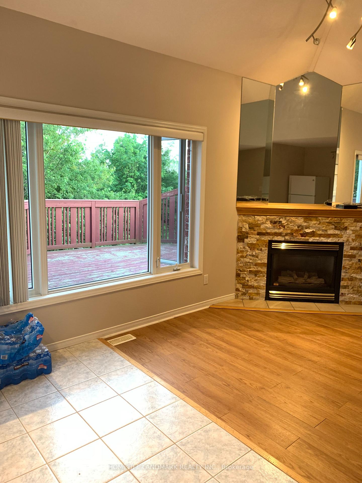 Photo 4 of 661 Heathcliffe Place, Waterloo — HOMEH
