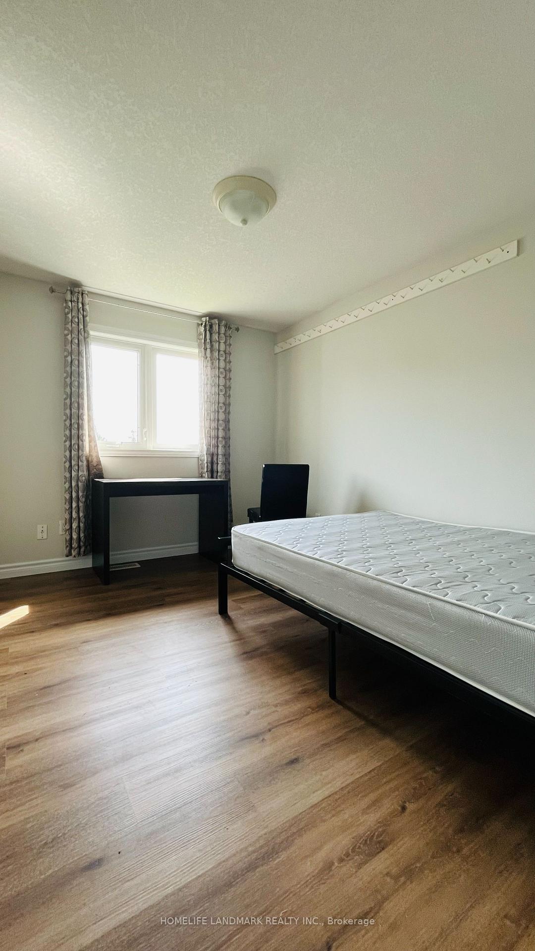 Photo 6 of 661 Heathcliffe Place, Waterloo — HOMEH