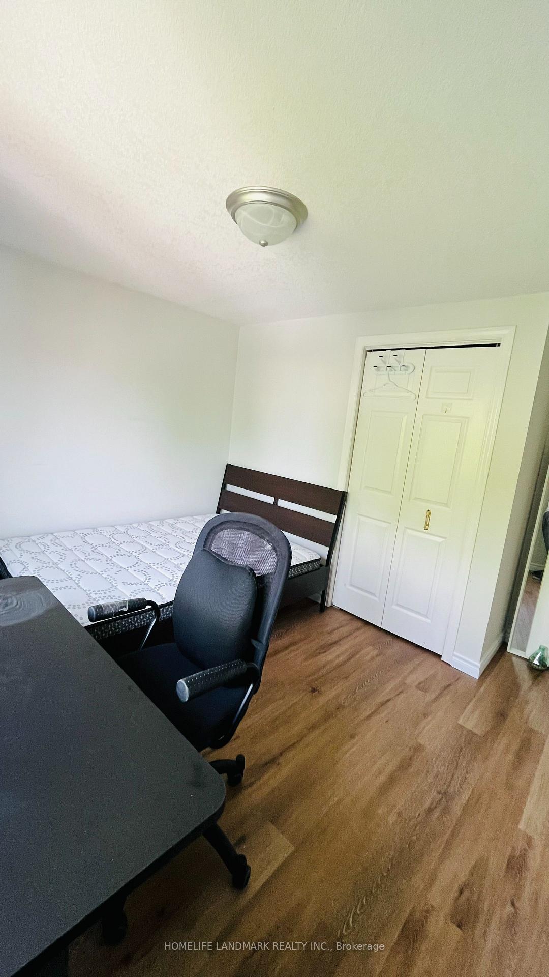 Photo 7 of 661 Heathcliffe Place, Waterloo — HOMEH