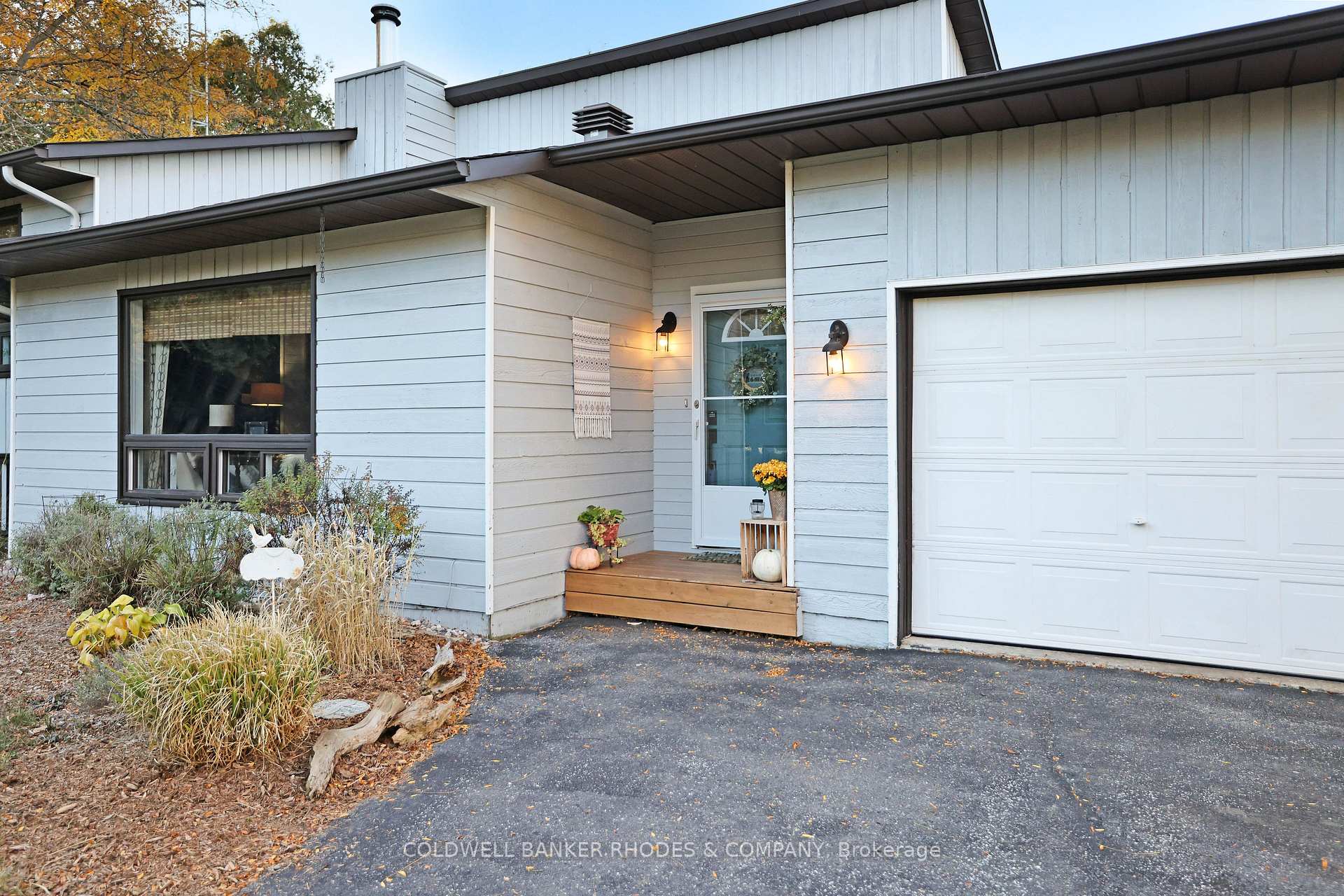 Photo 5 of 376 Lake Park Road, Beckwith, Beckwith Twp — HOMEH