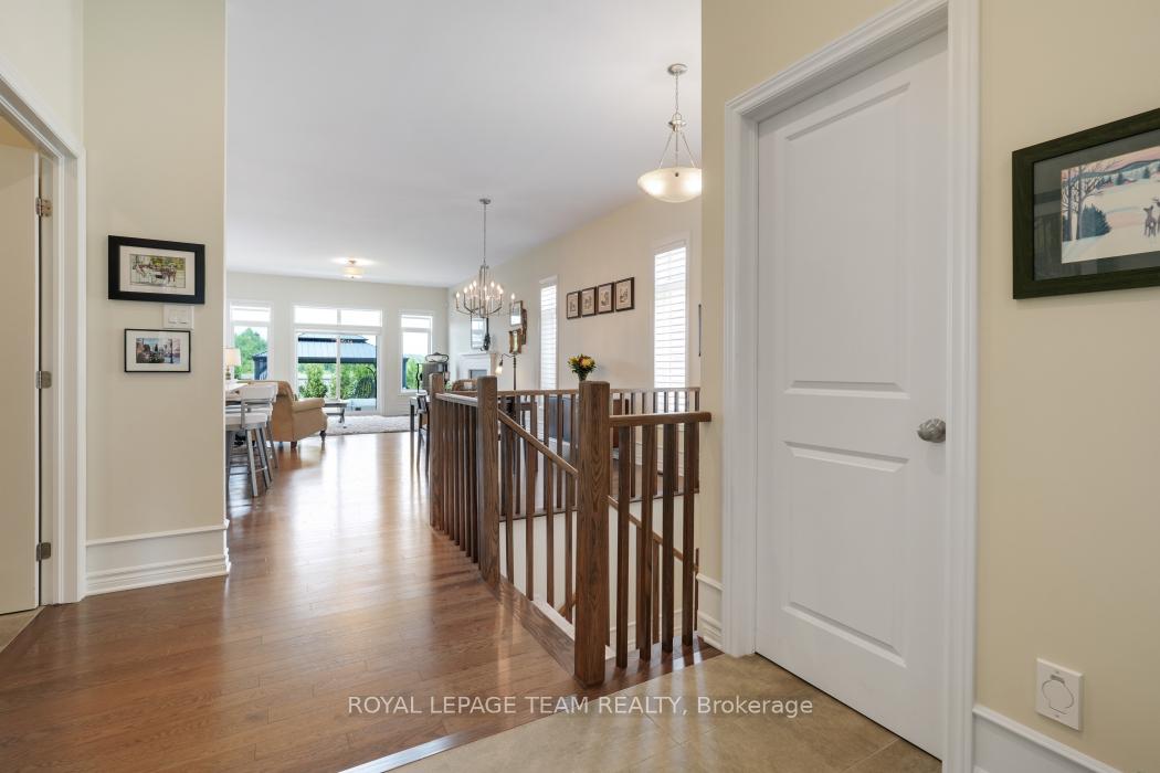 Photo 4 of 316 Serenade Crescent W, Ottawa, Riverside South/Gloucester Glen — HOMEH