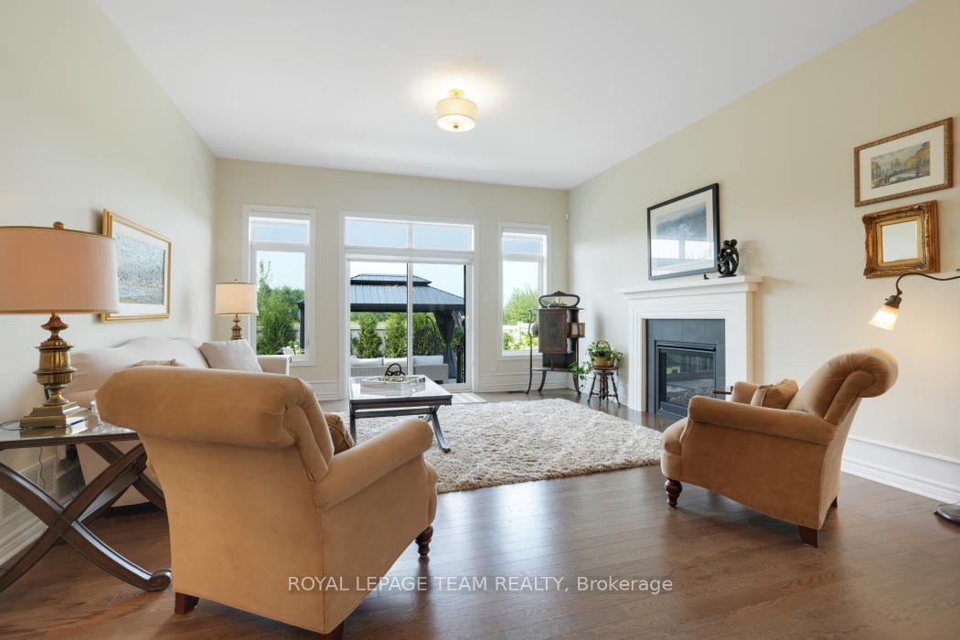 Photo 19 of 316 Serenade Crescent W, Ottawa, Riverside South/Gloucester Glen — HOMEH