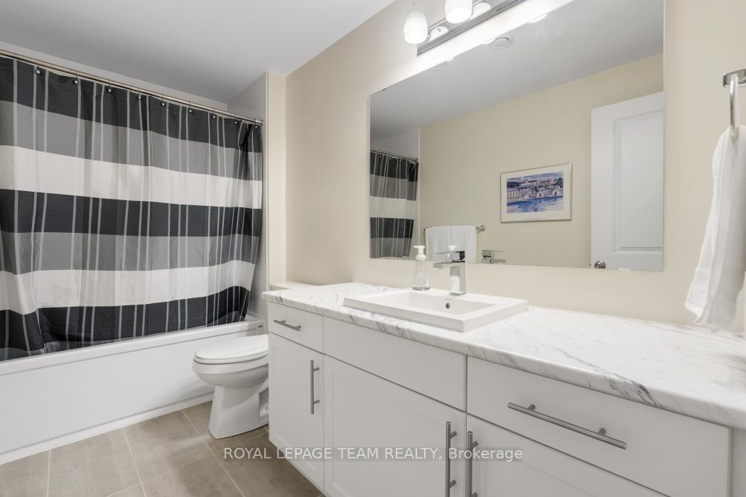 Photo 33 of 316 Serenade Crescent W, Ottawa, Riverside South/Gloucester Glen — HOMEH
