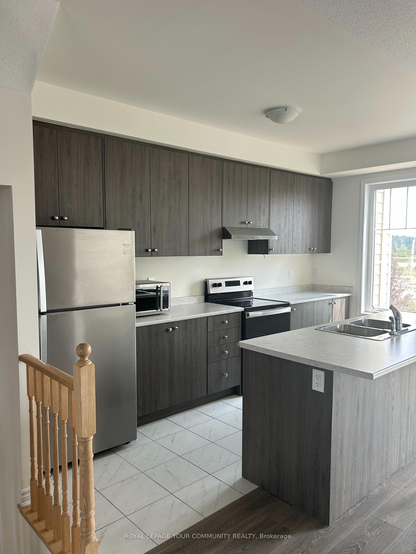 Photo 3 of 94 Sandhill Crane Drive, Wasaga Beach — HOMEH
