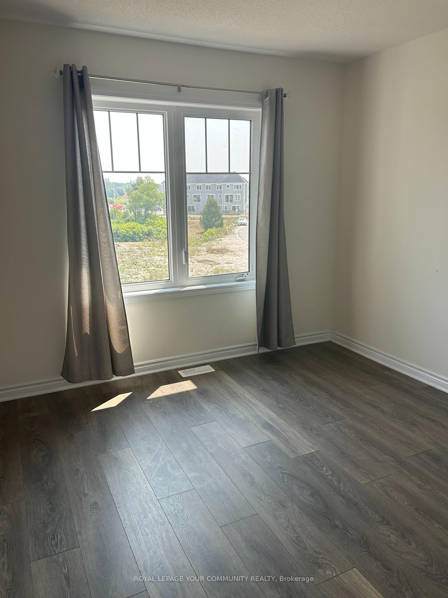 Photo 10 of 94 Sandhill Crane Drive, Wasaga Beach — HOMEH